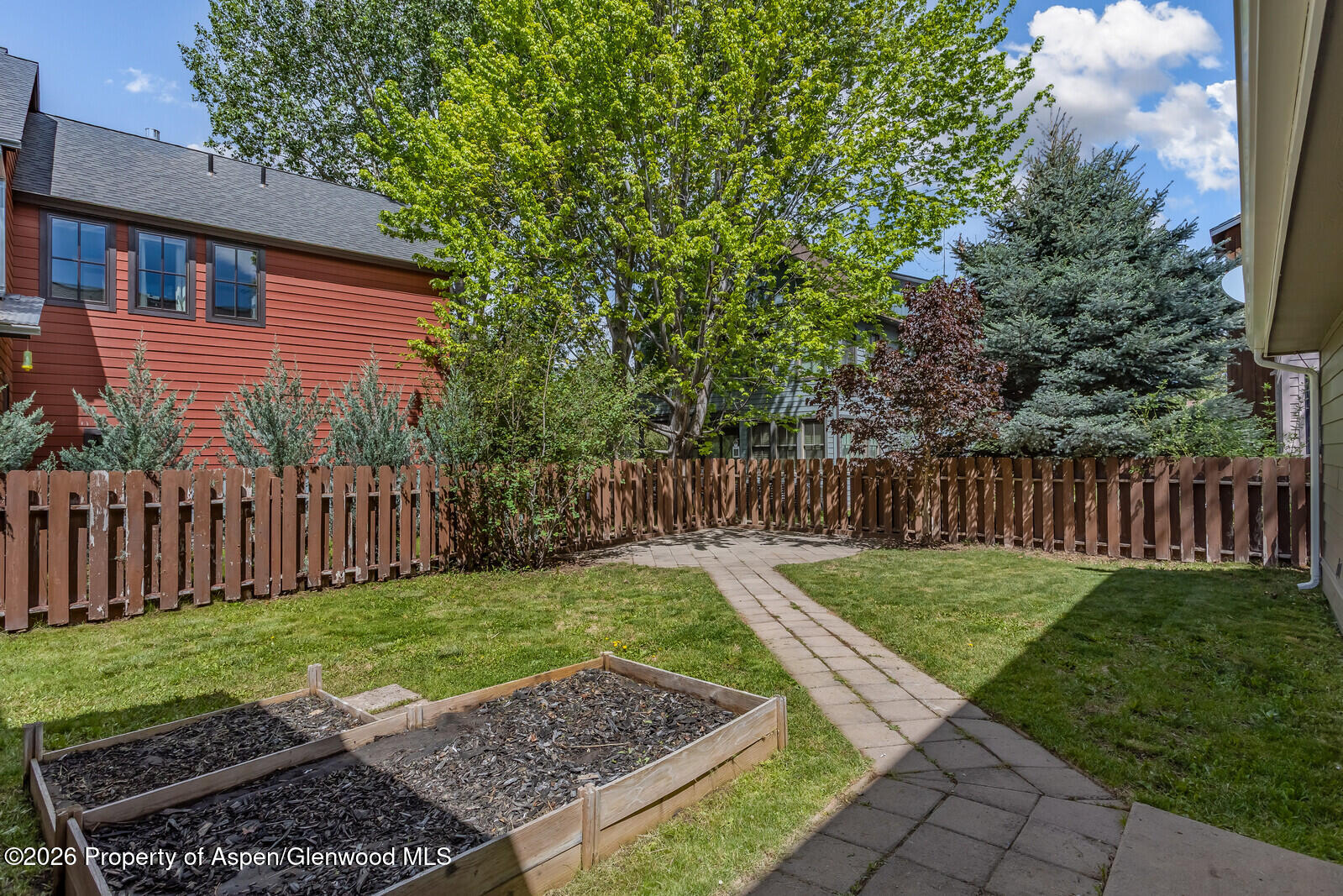 355 Meadow Drive Property Photo 14