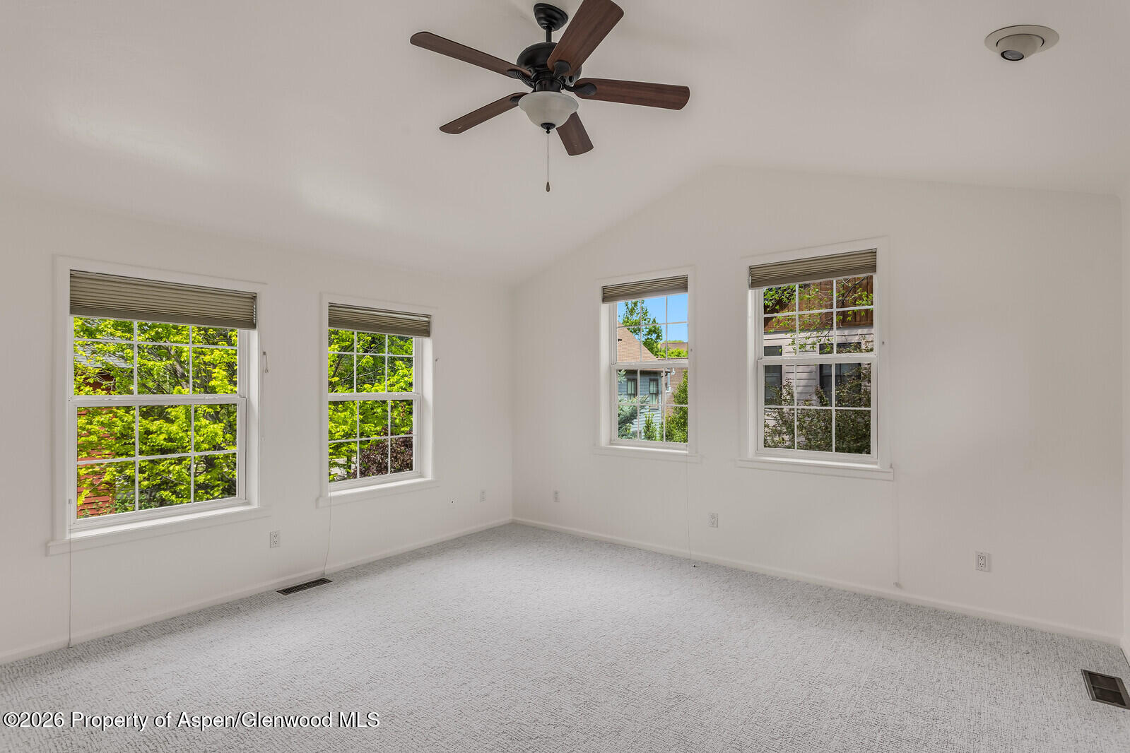 355 Meadow Drive Property Photo 26