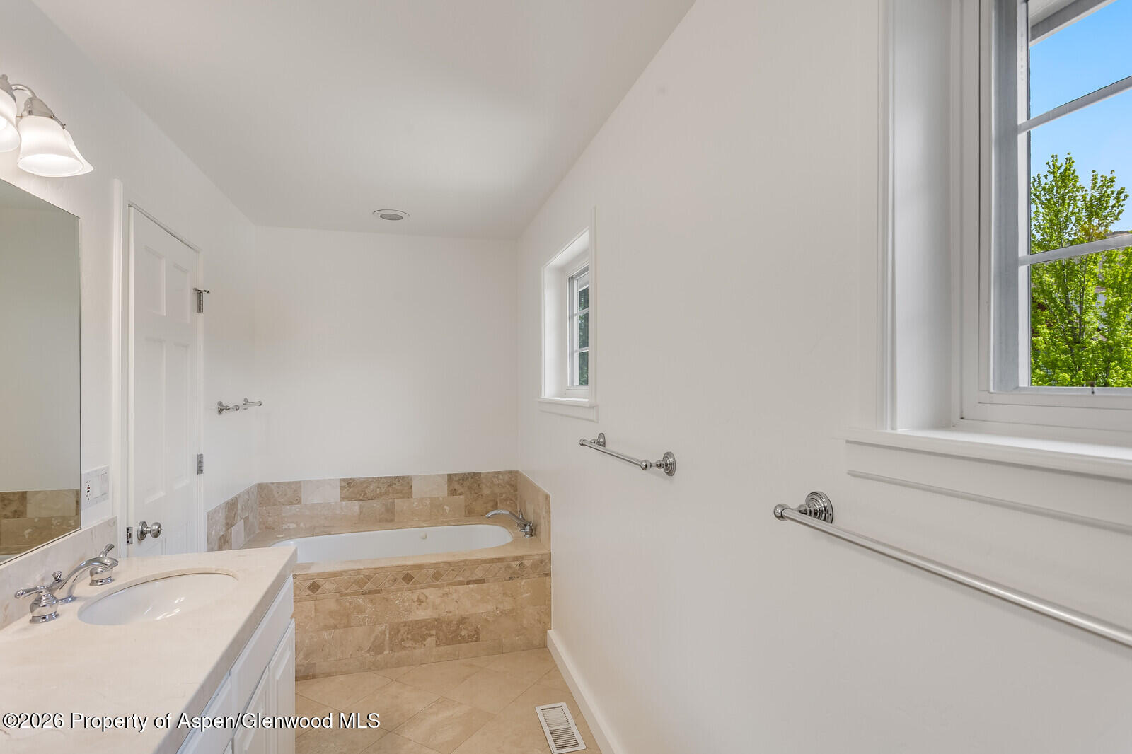 355 Meadow Drive Property Photo 31