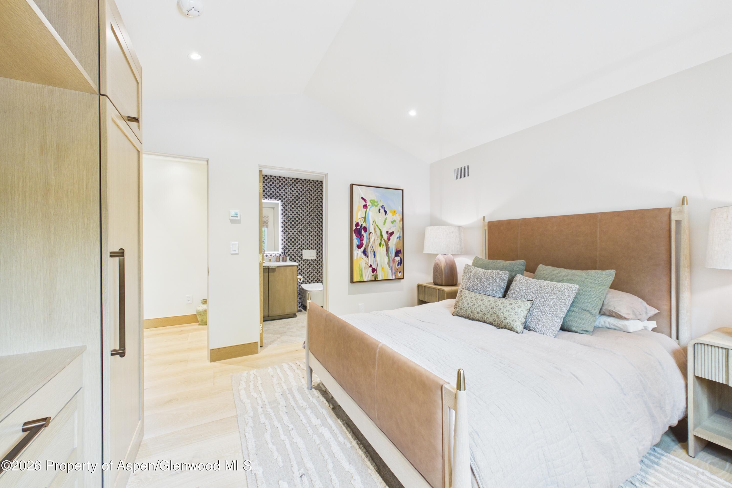 45 Glen Eagles Road Property Photo 21