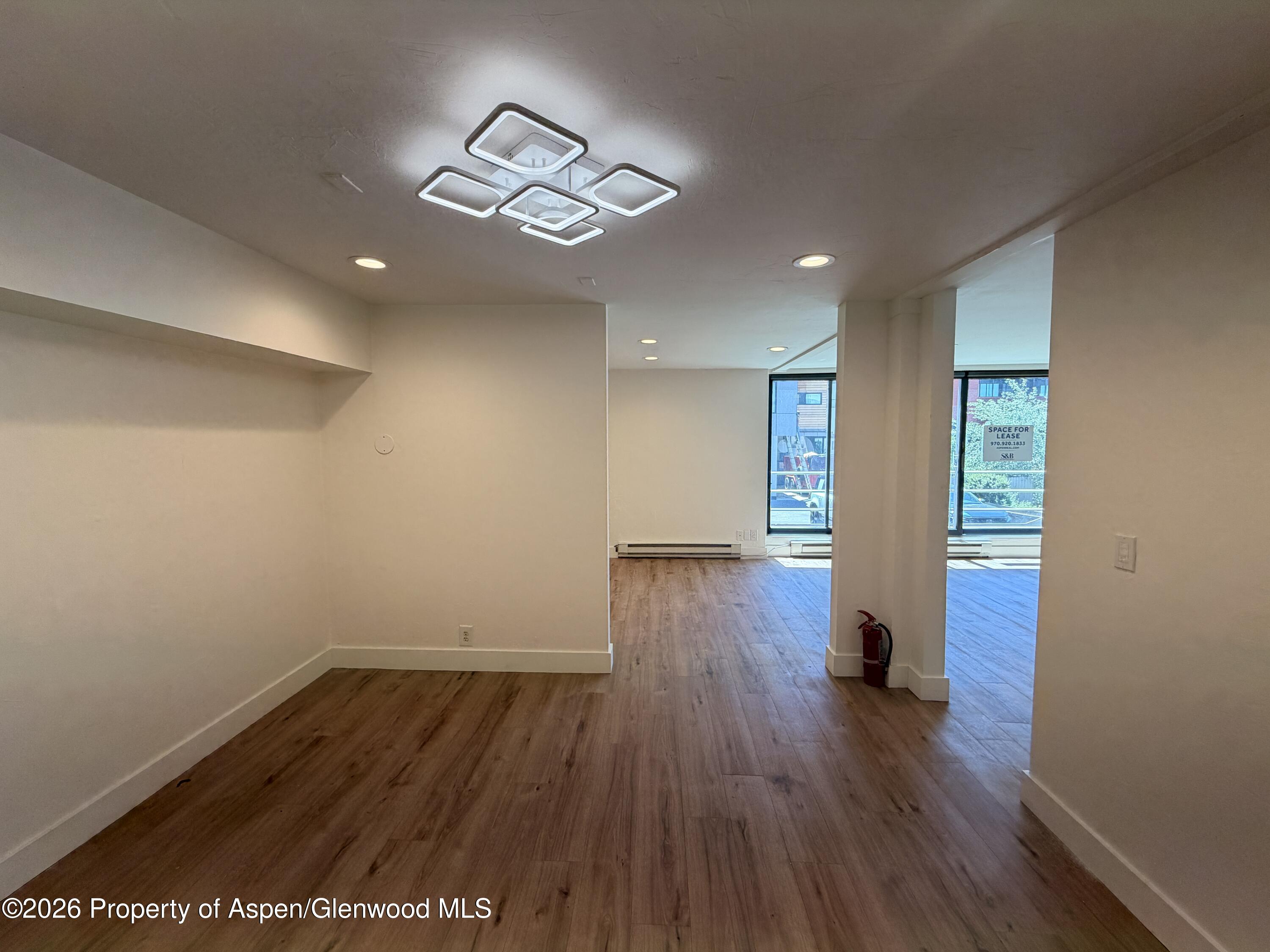 601 E Hopkins Avenue 202 Property Photo 6