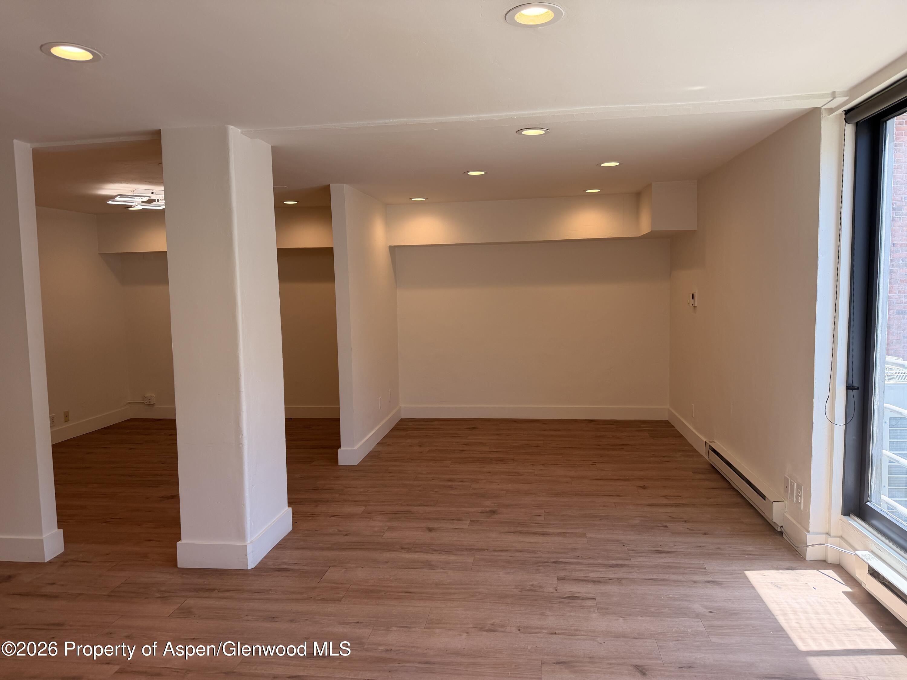 601 E Hopkins Avenue 202 Property Photo 7