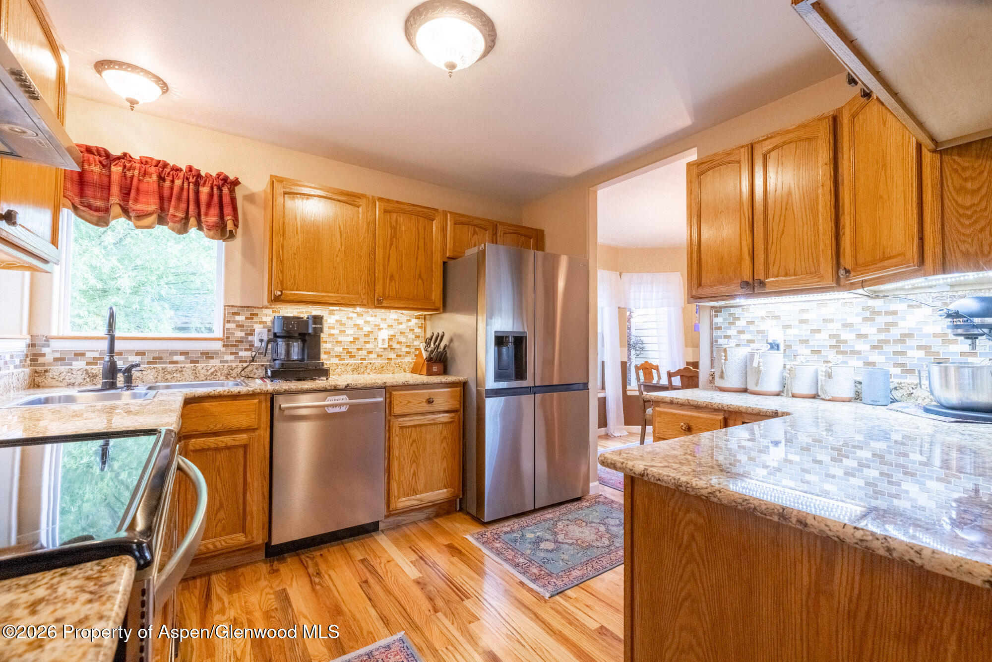 1335 Firethorn Drive Property Photo 3