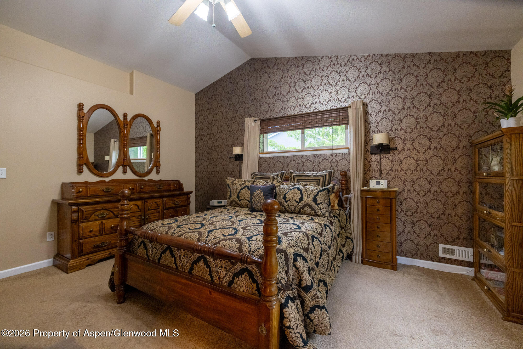 1335 Firethorn Drive Property Photo 14