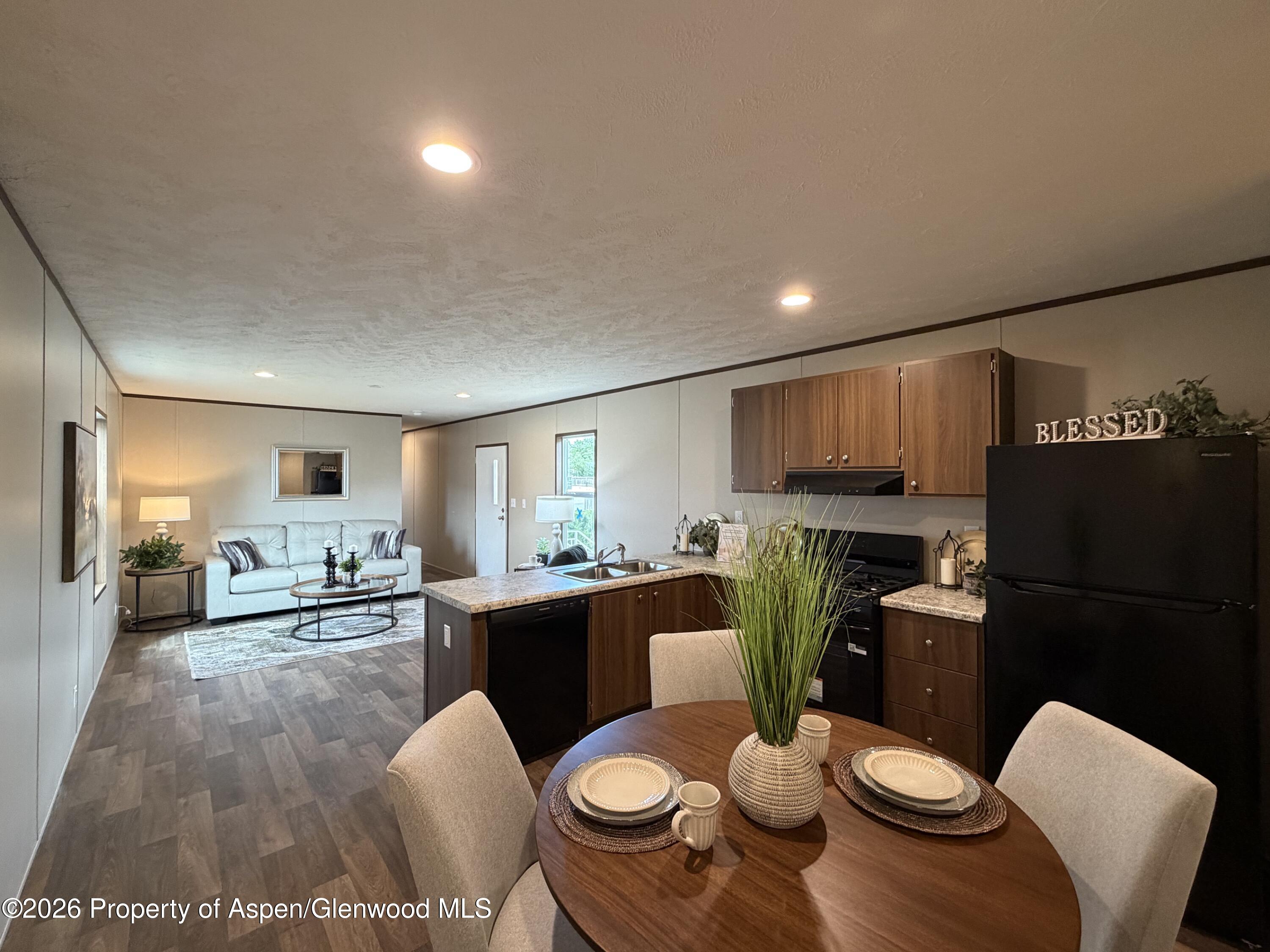 169 Silver Queen Circle Property Photo 5