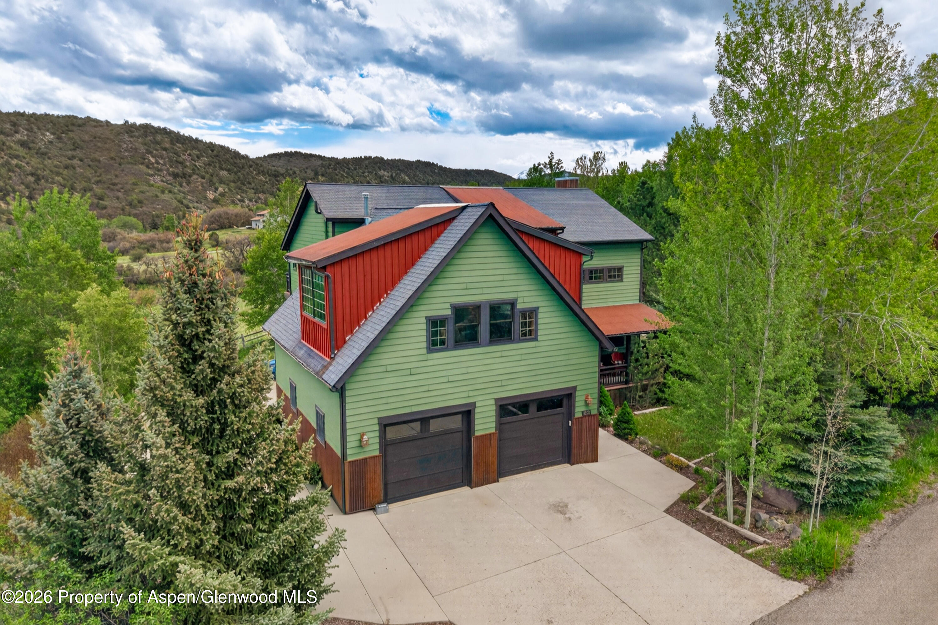 82 Haystack Road Property Photo 1