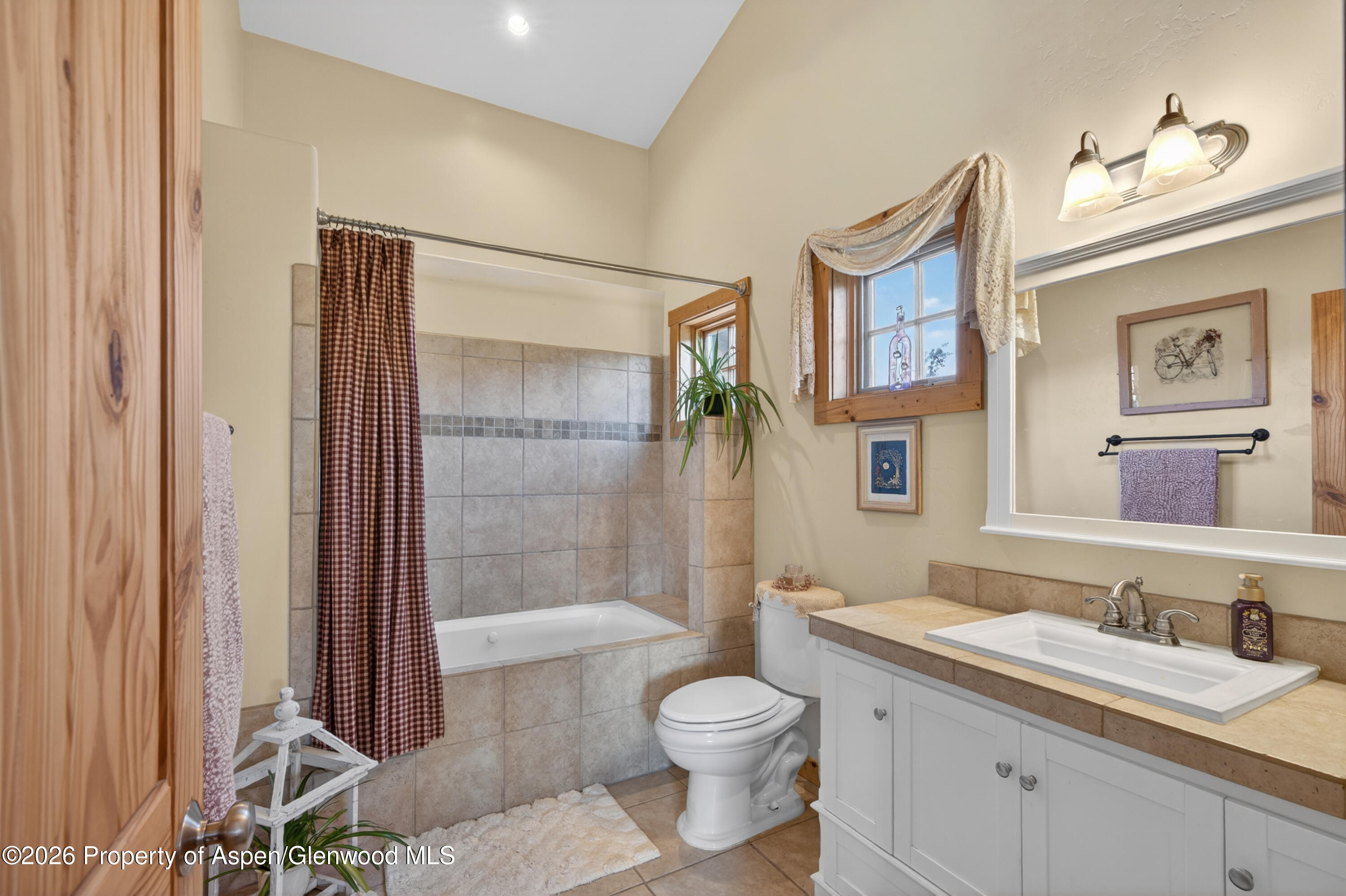 82 Haystack Road Property Photo 32
