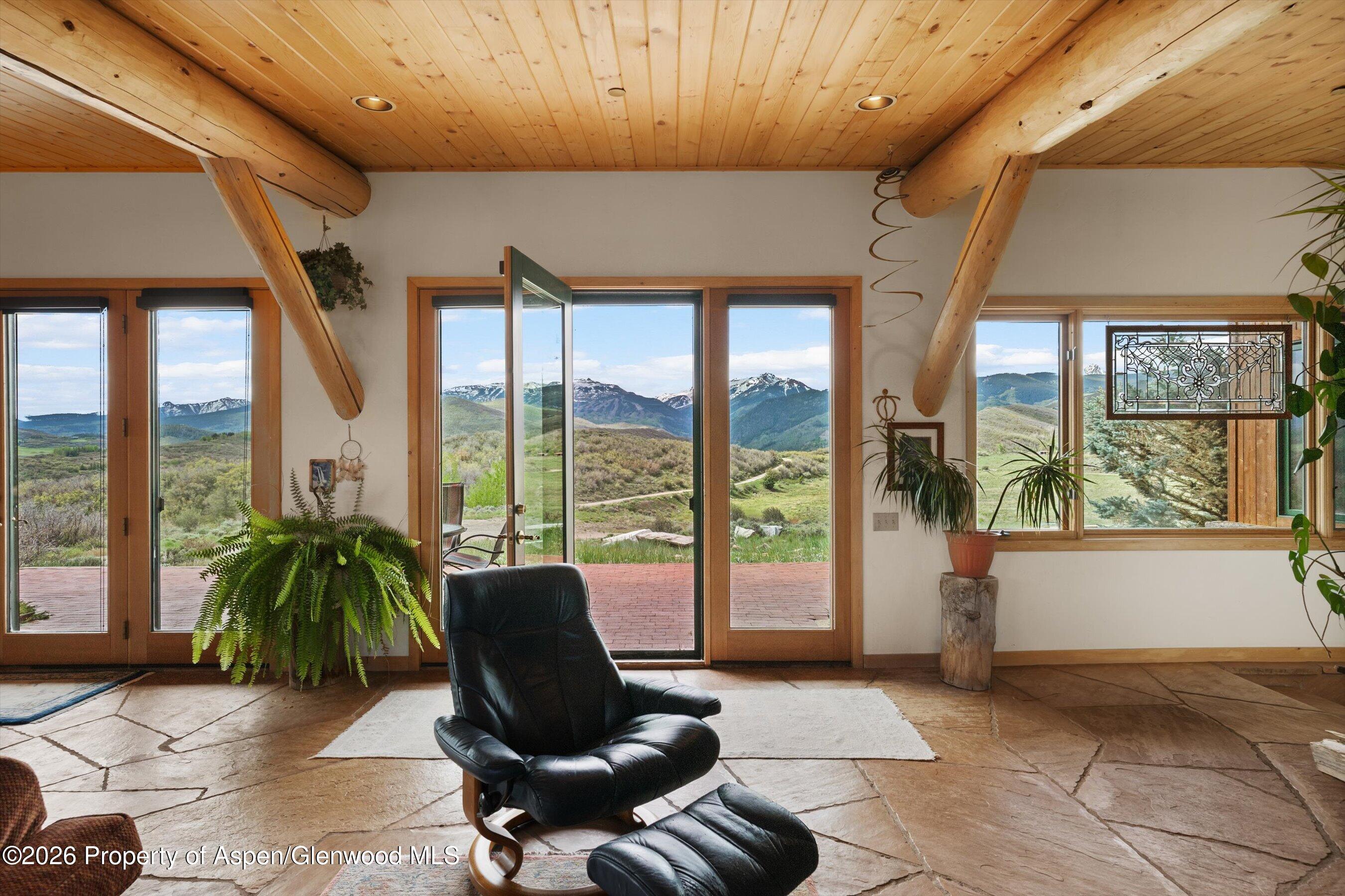 115 Rural Mountain Way Property Photo 6