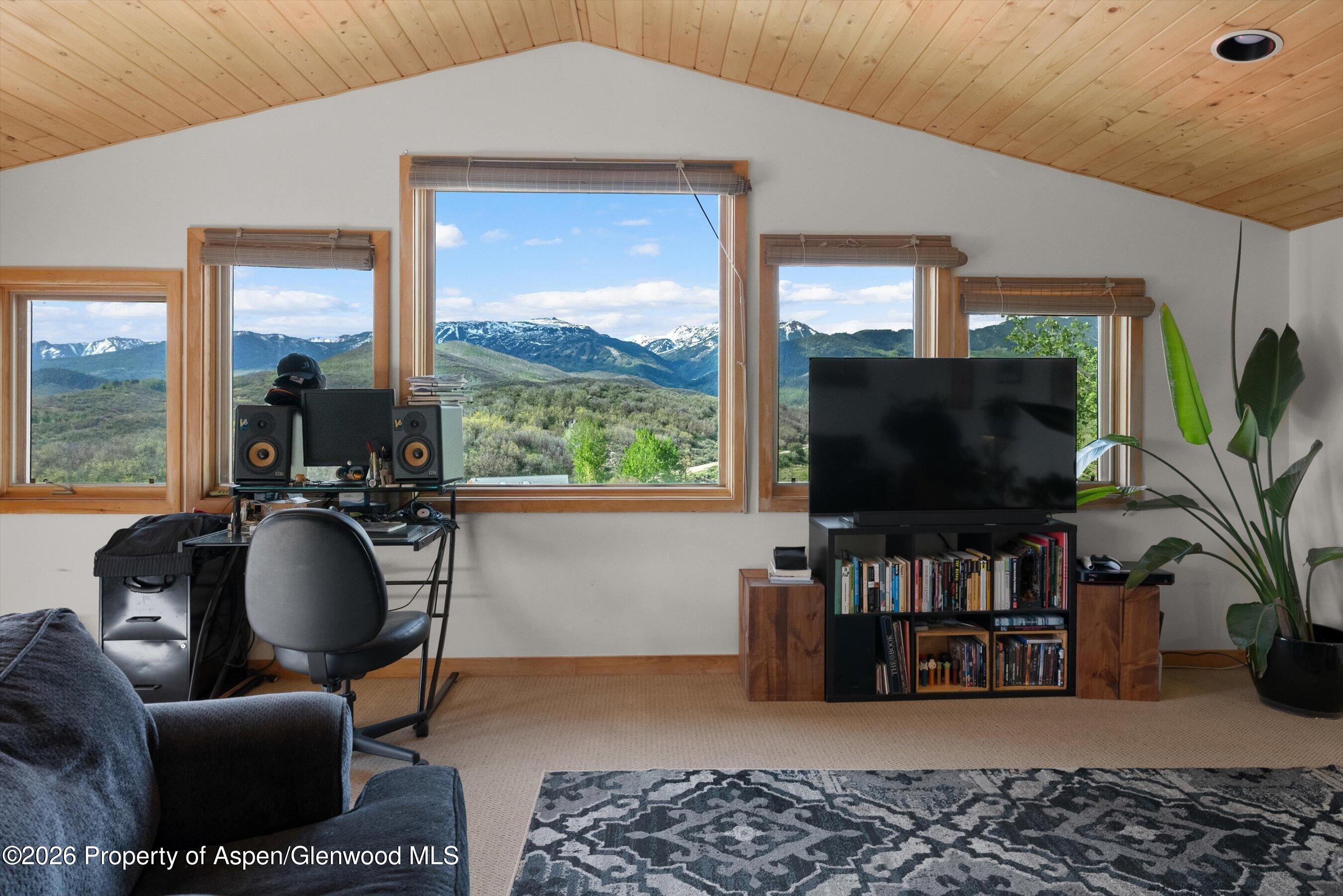 115 Rural Mountain Way Property Photo 26