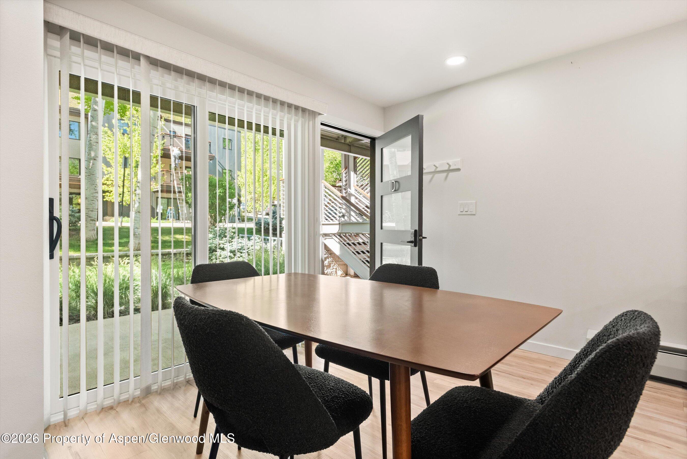 100 E Dean Street 1d Property Photo 4