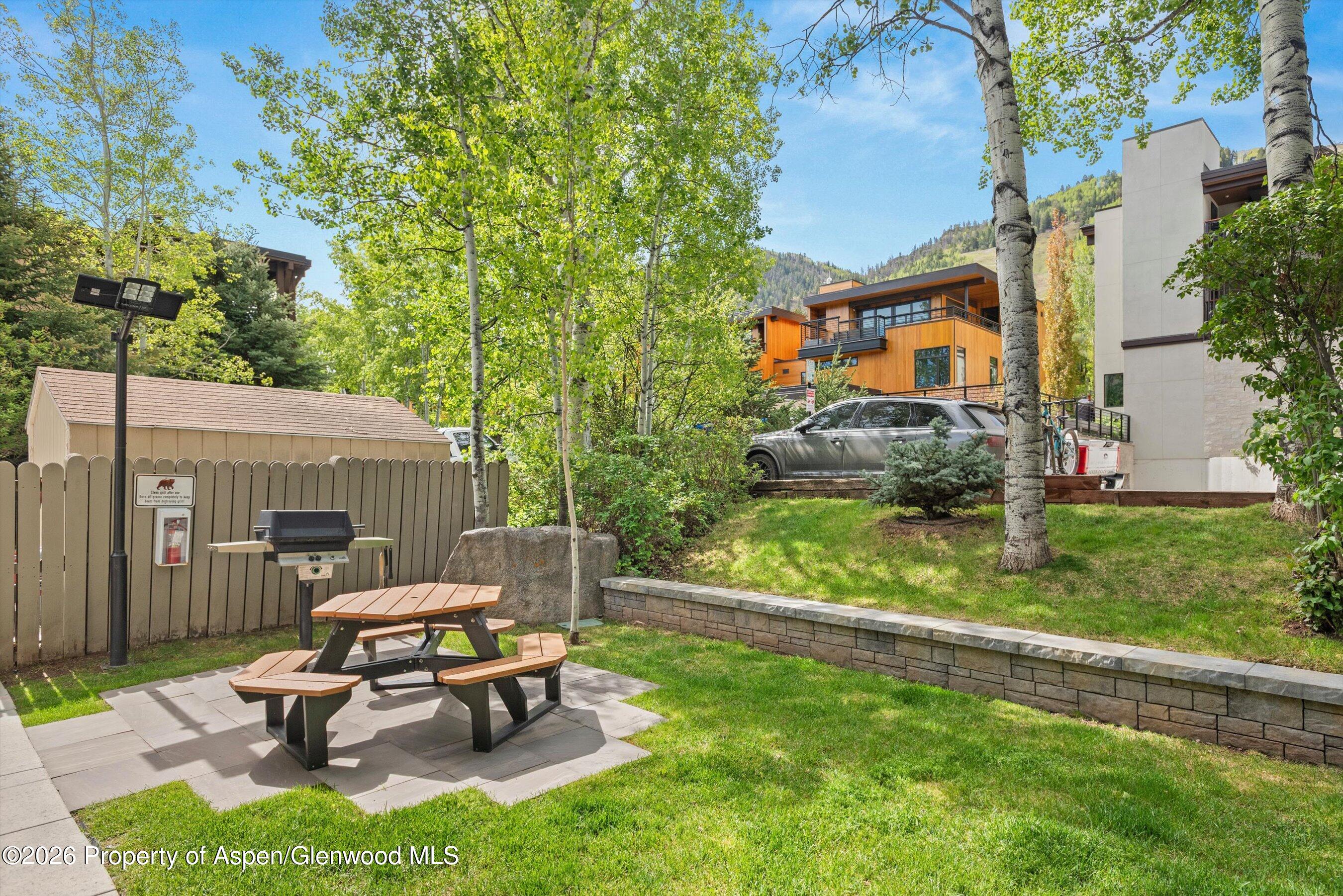 100 E Dean Street 1d Property Photo 20
