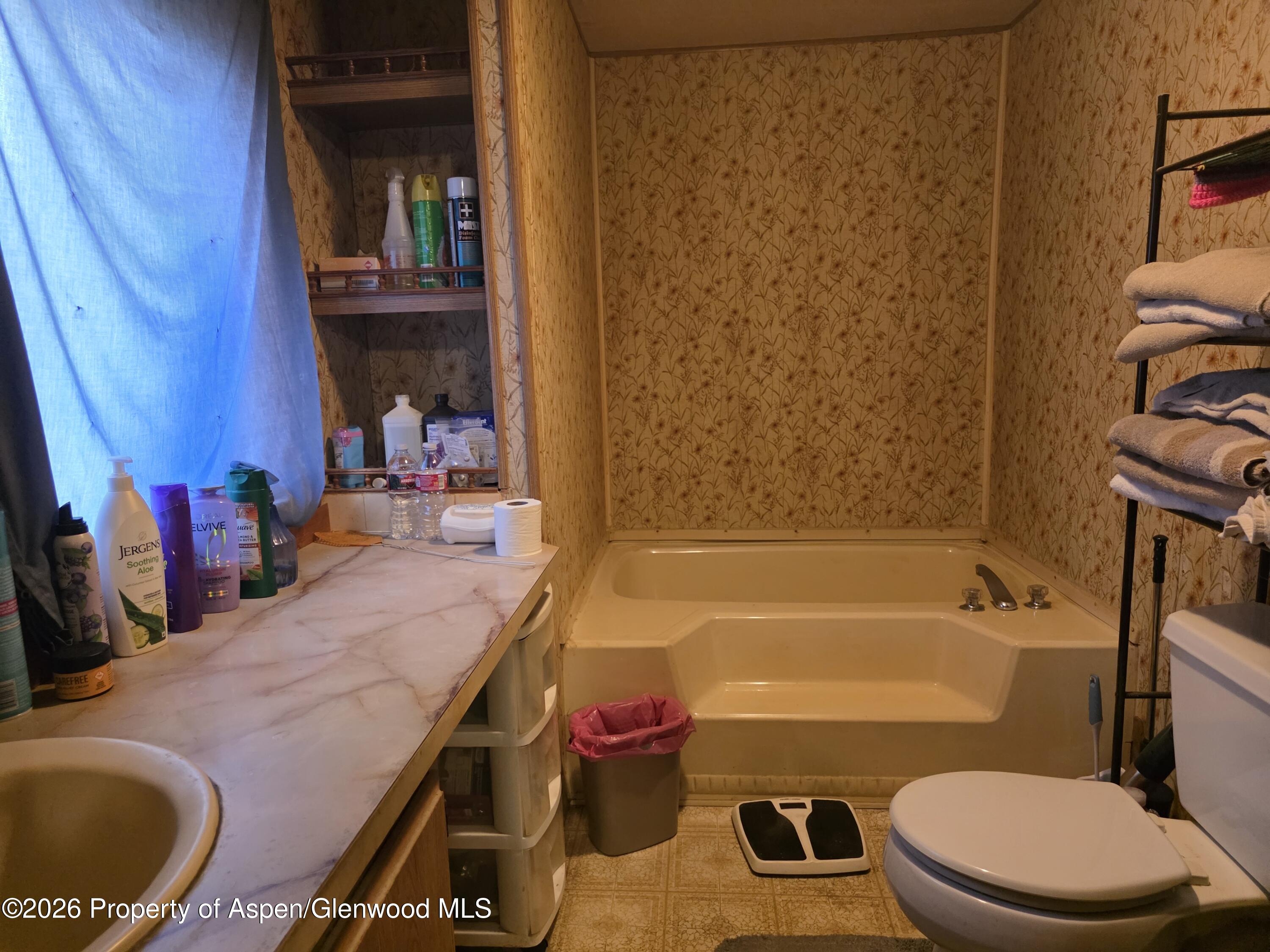 1433 Barclay Street Property Photo 9