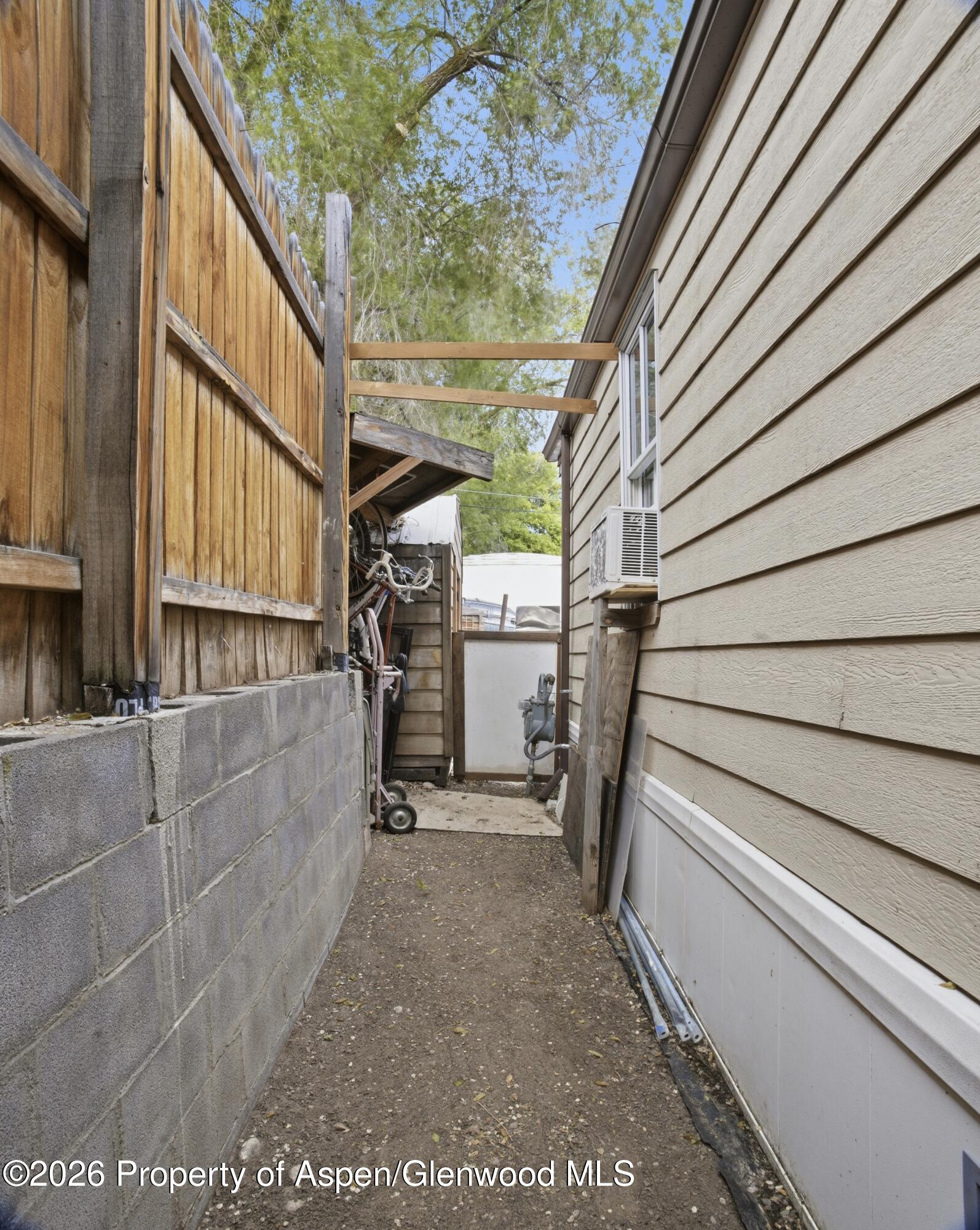 51691 Highway 6 And 24 22 Property Photo 13