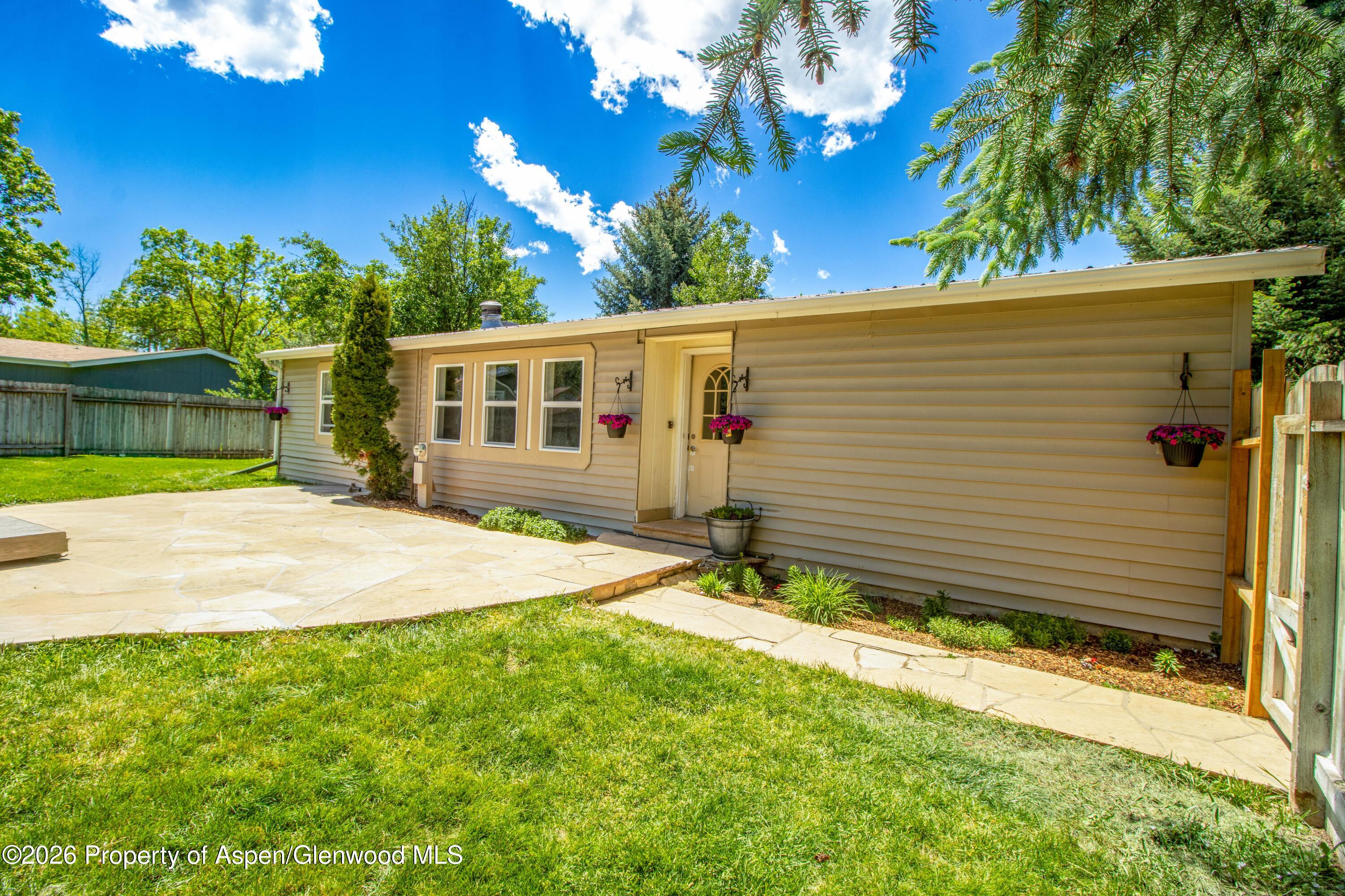 27 Pica Lane Property Photo 22