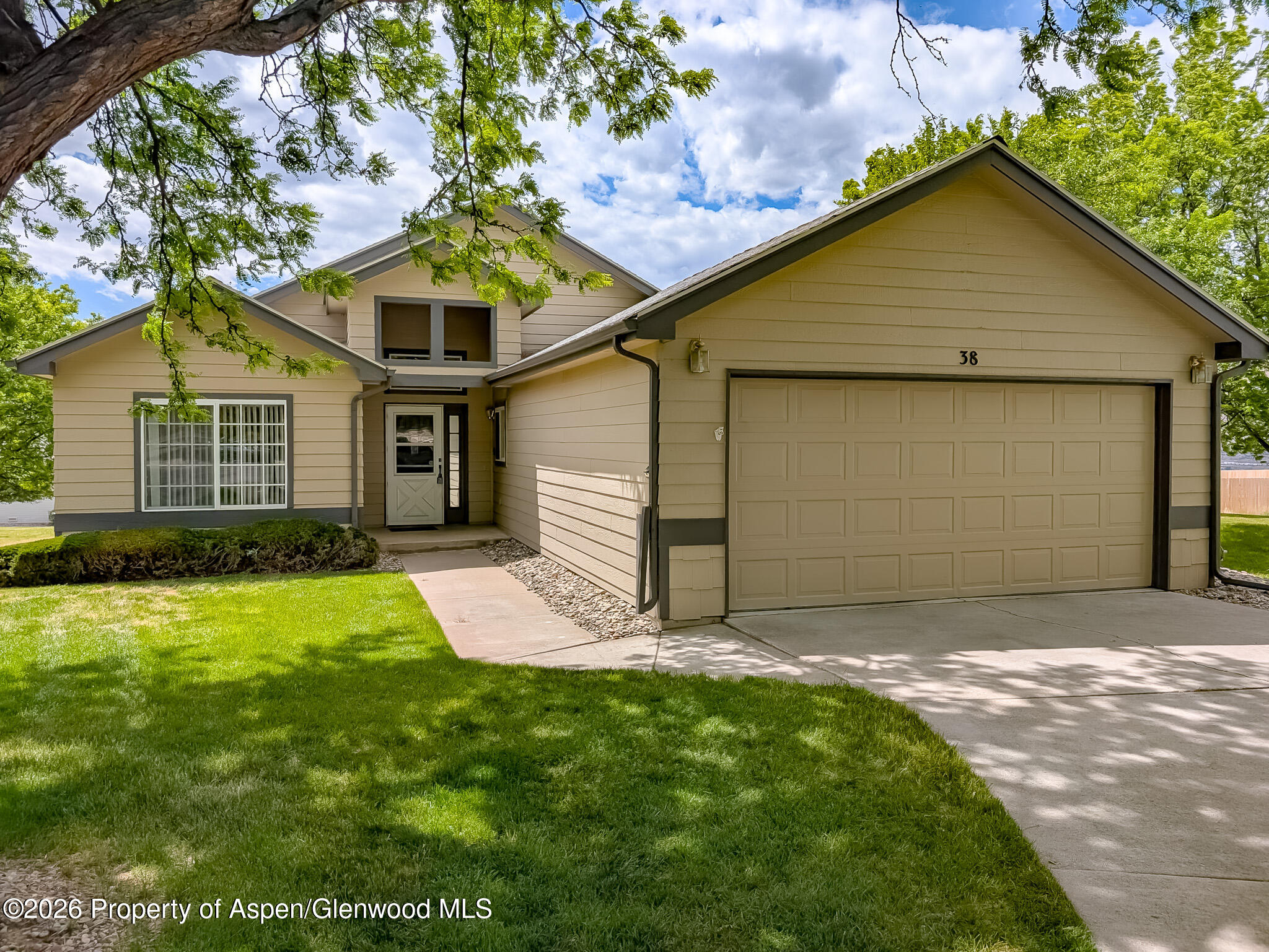 38 Cedar Court Property Photo 1