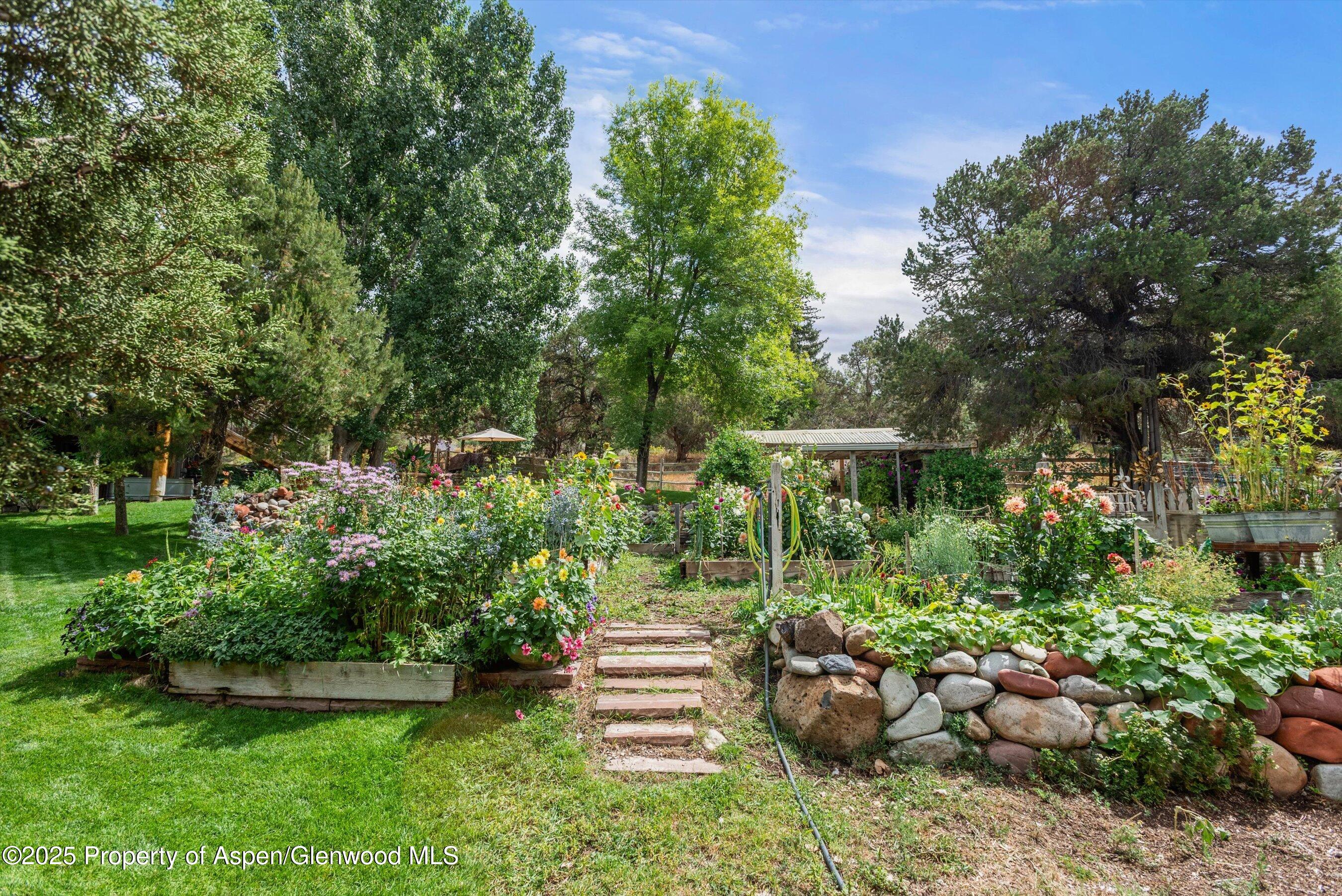162 Original Road Property Photo 8