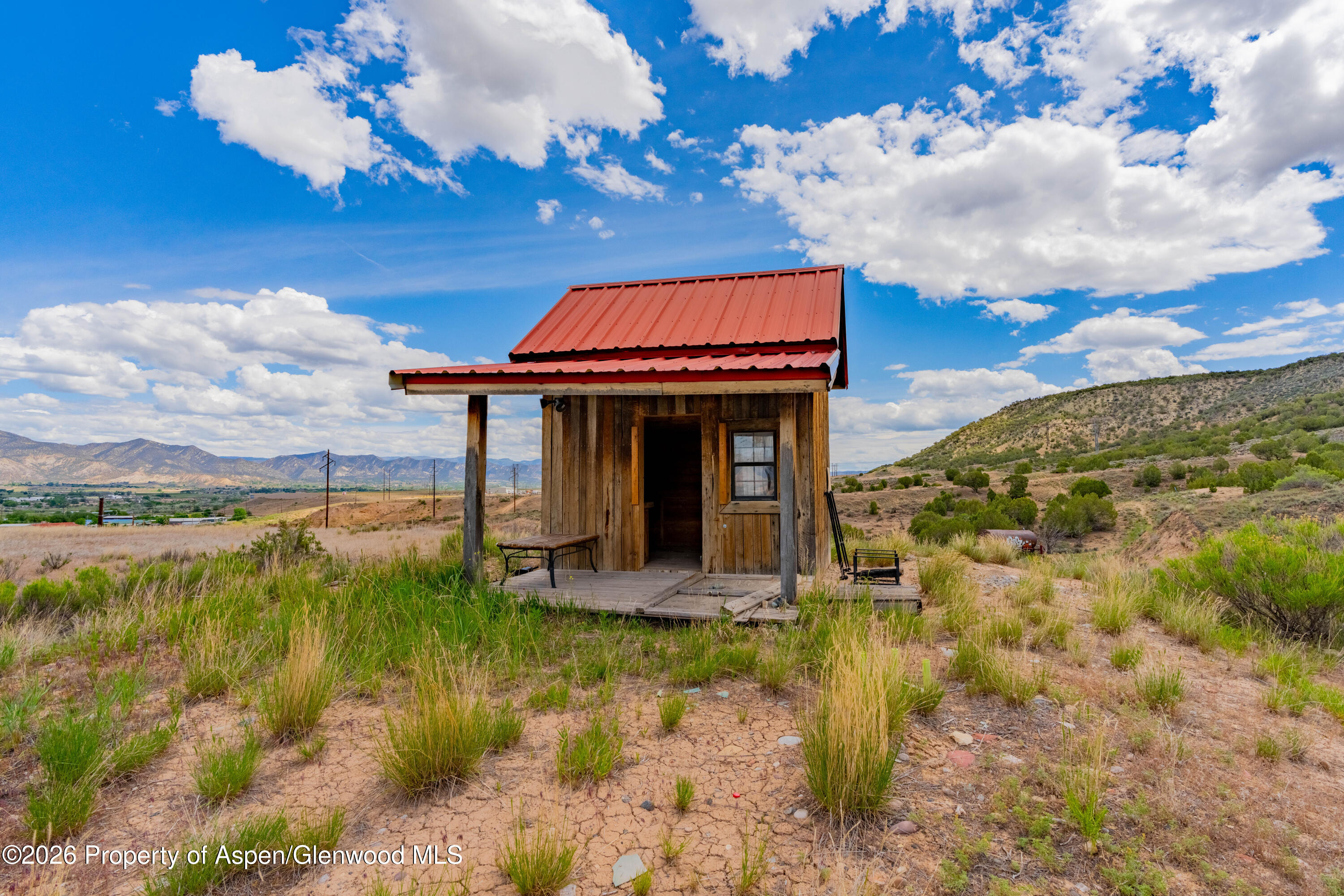 799 Buckhorn Drive Property Photo 8