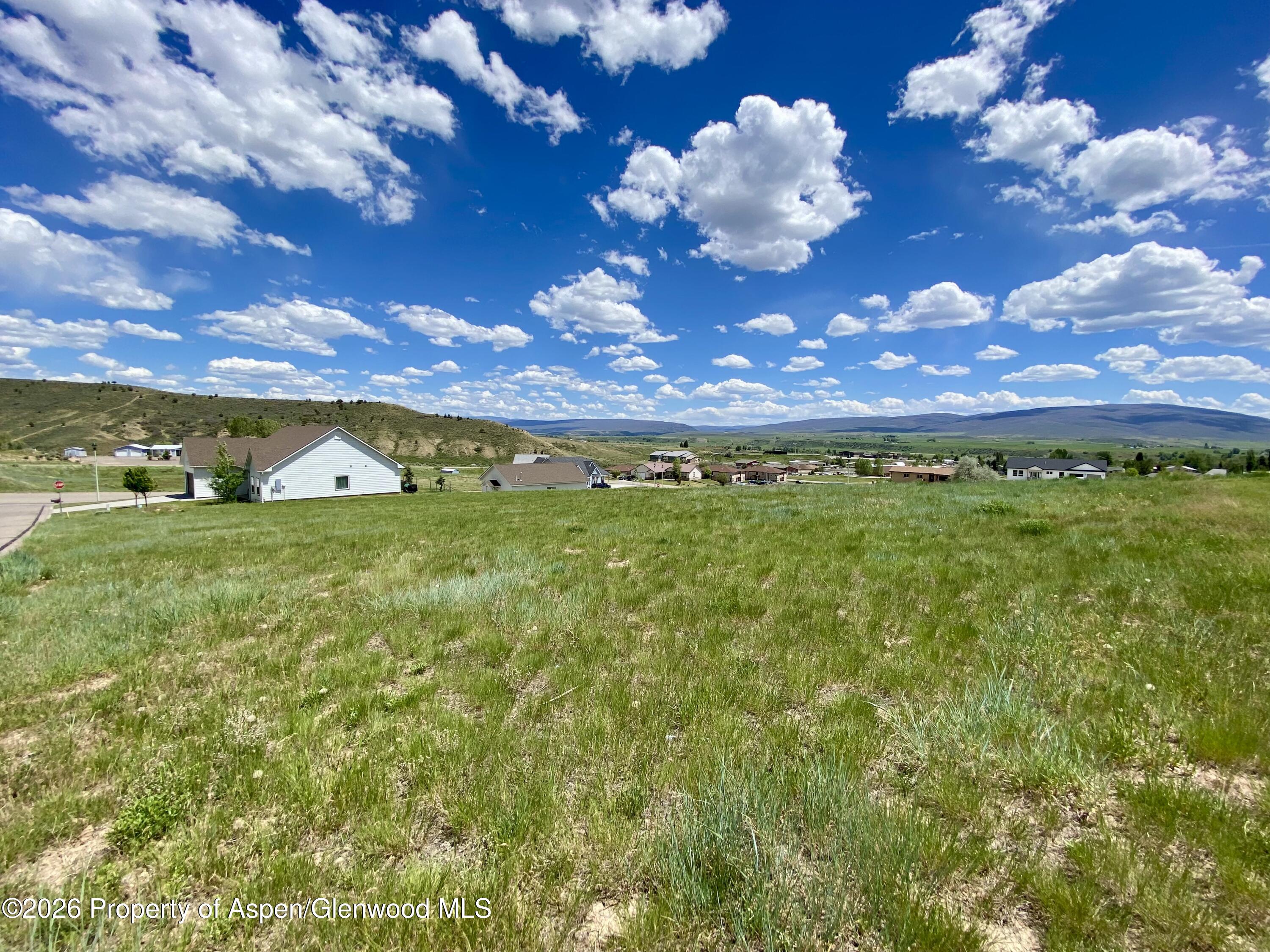 1158 Bissell Circle Property Photo 1