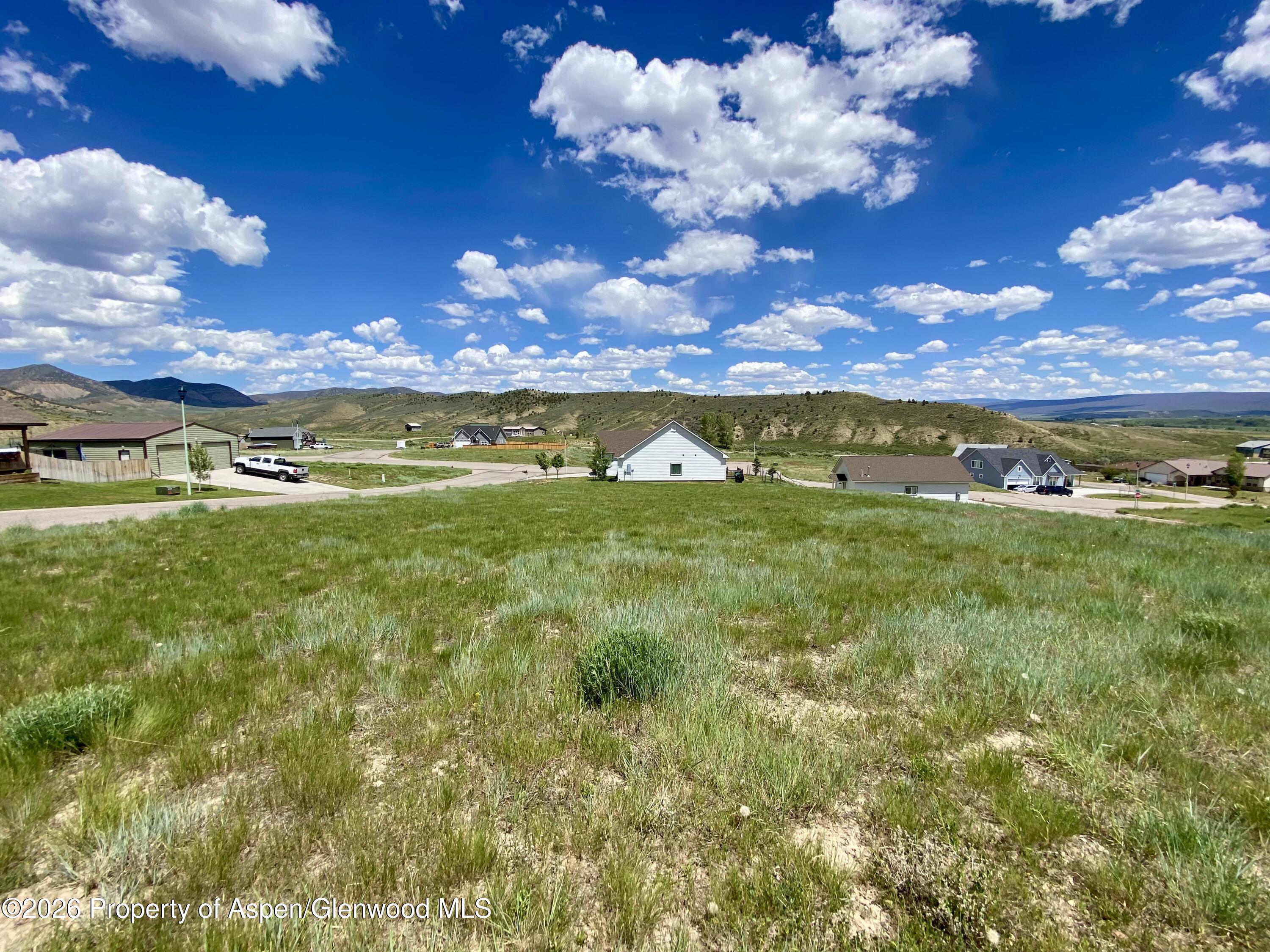 1158 Bissell Circle Property Photo 8