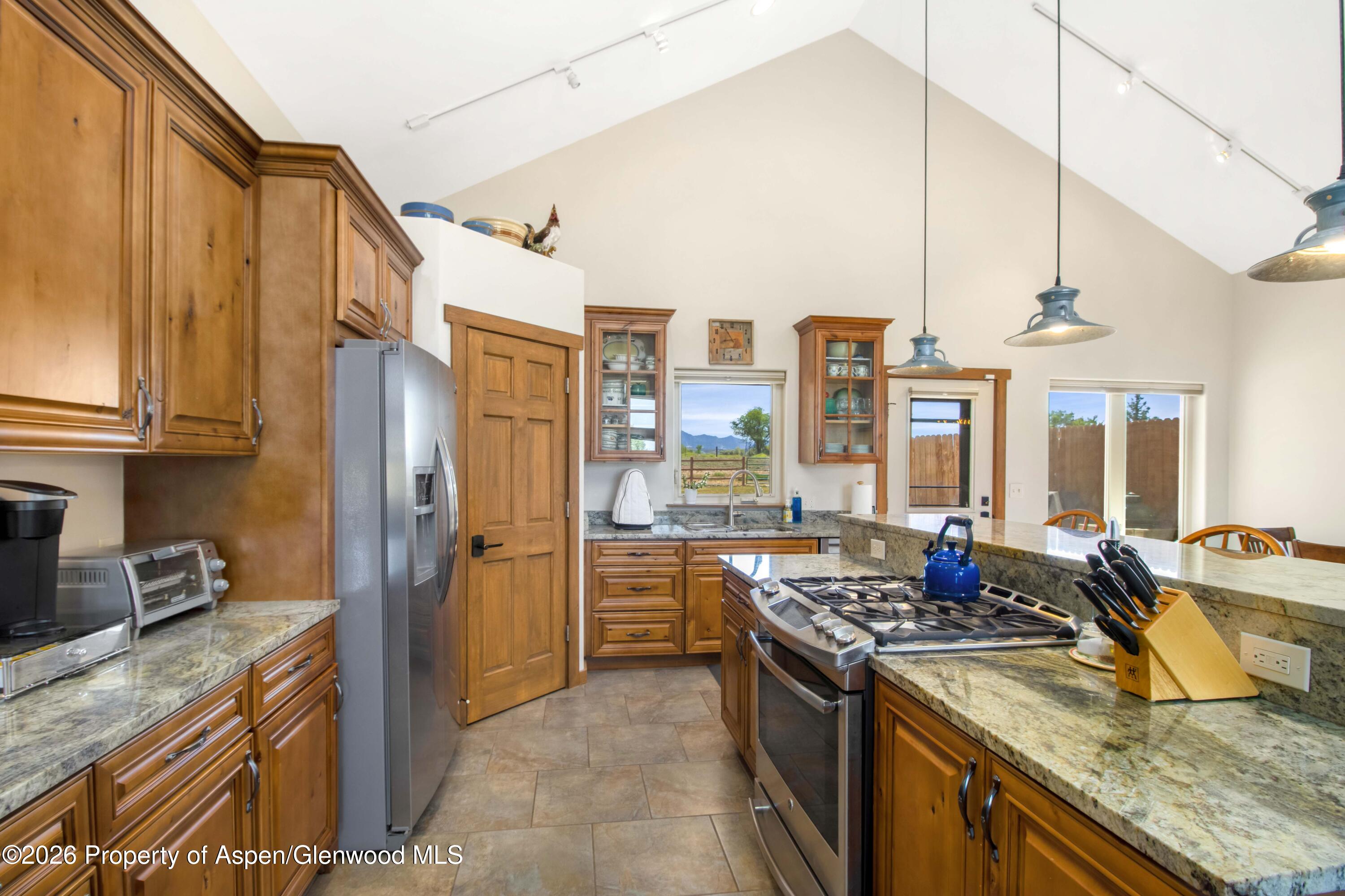 421 N Meadow Drive Property Photo 11