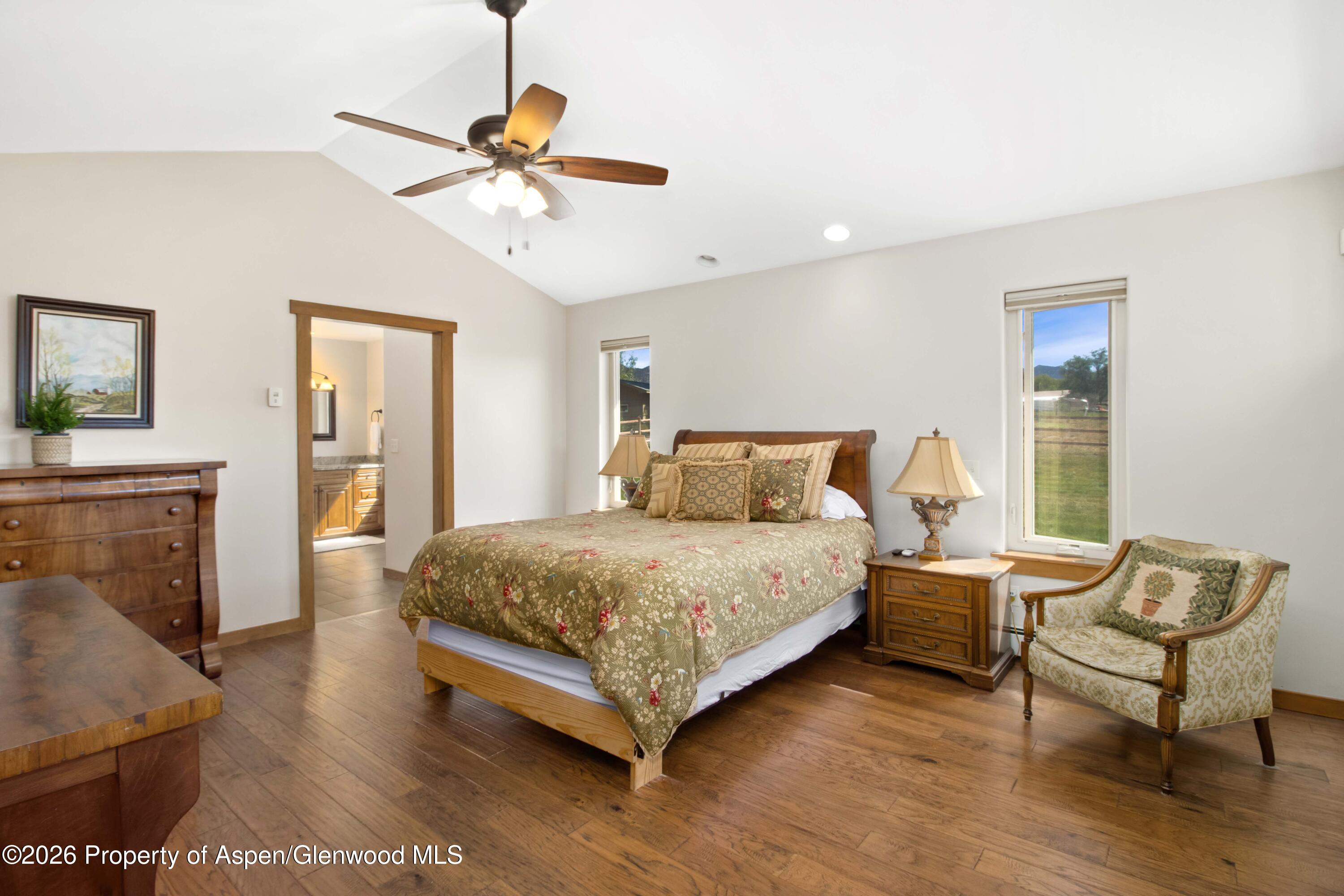 421 N Meadow Drive Property Photo 13