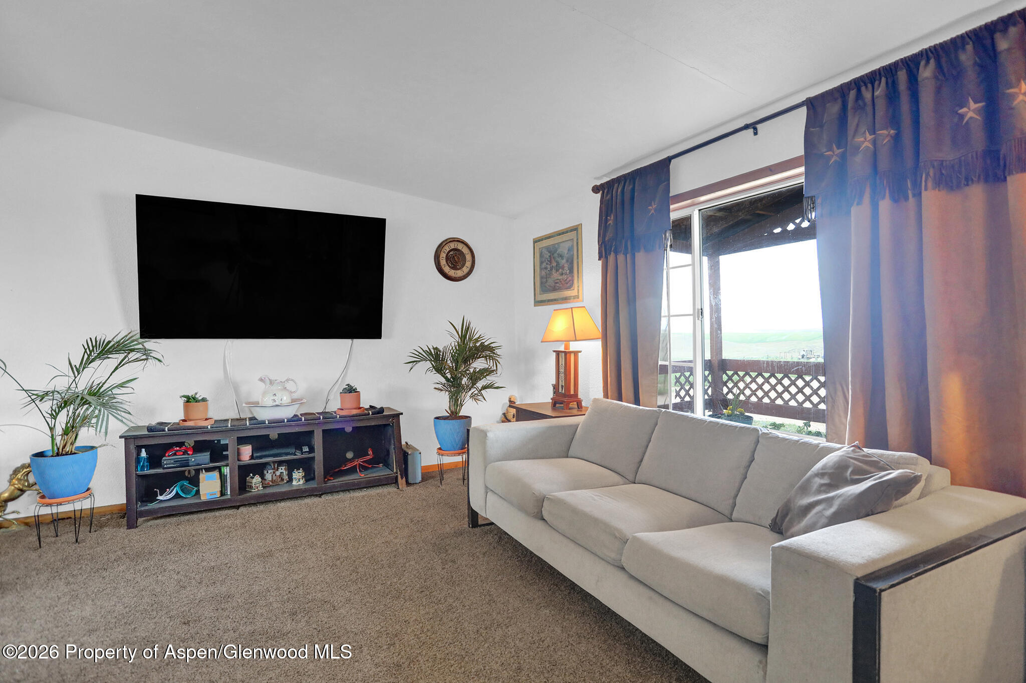 587 Roberts Road Property Photo 5