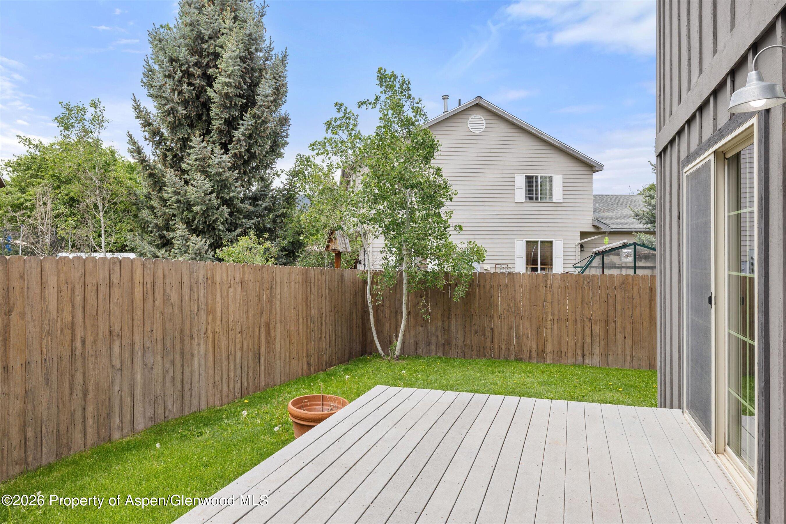 1040 Vito's Way Property Photo 18