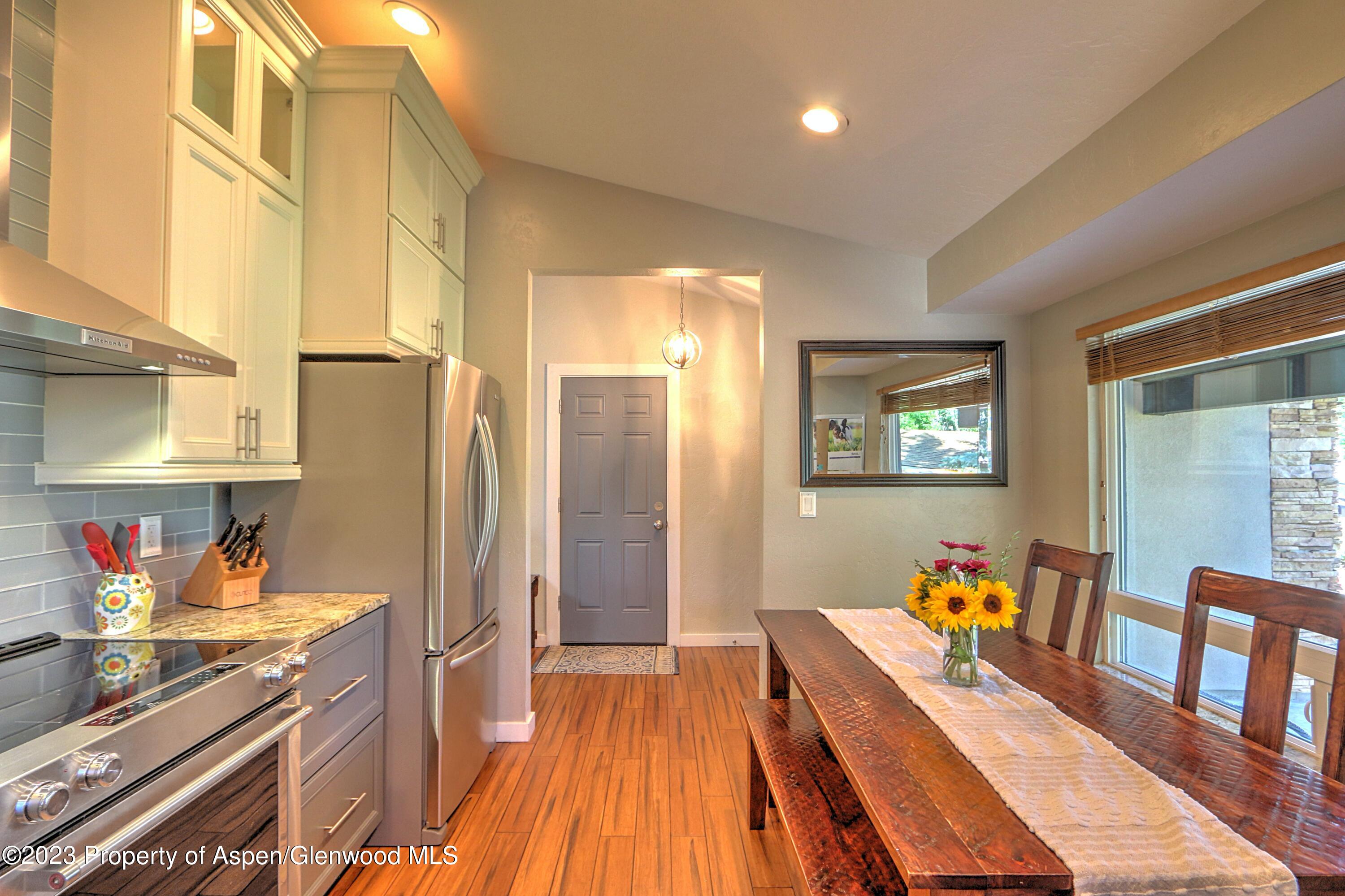 25 Hackberry Lane Property Photo 8