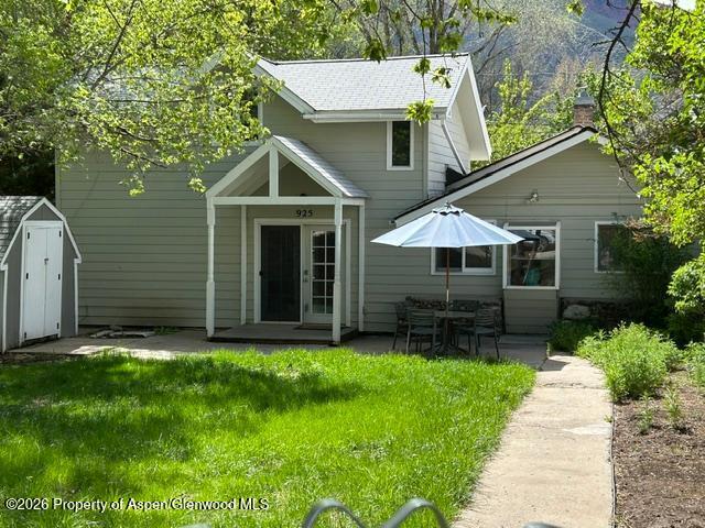 925 Palmer Avenue Property Photo 1