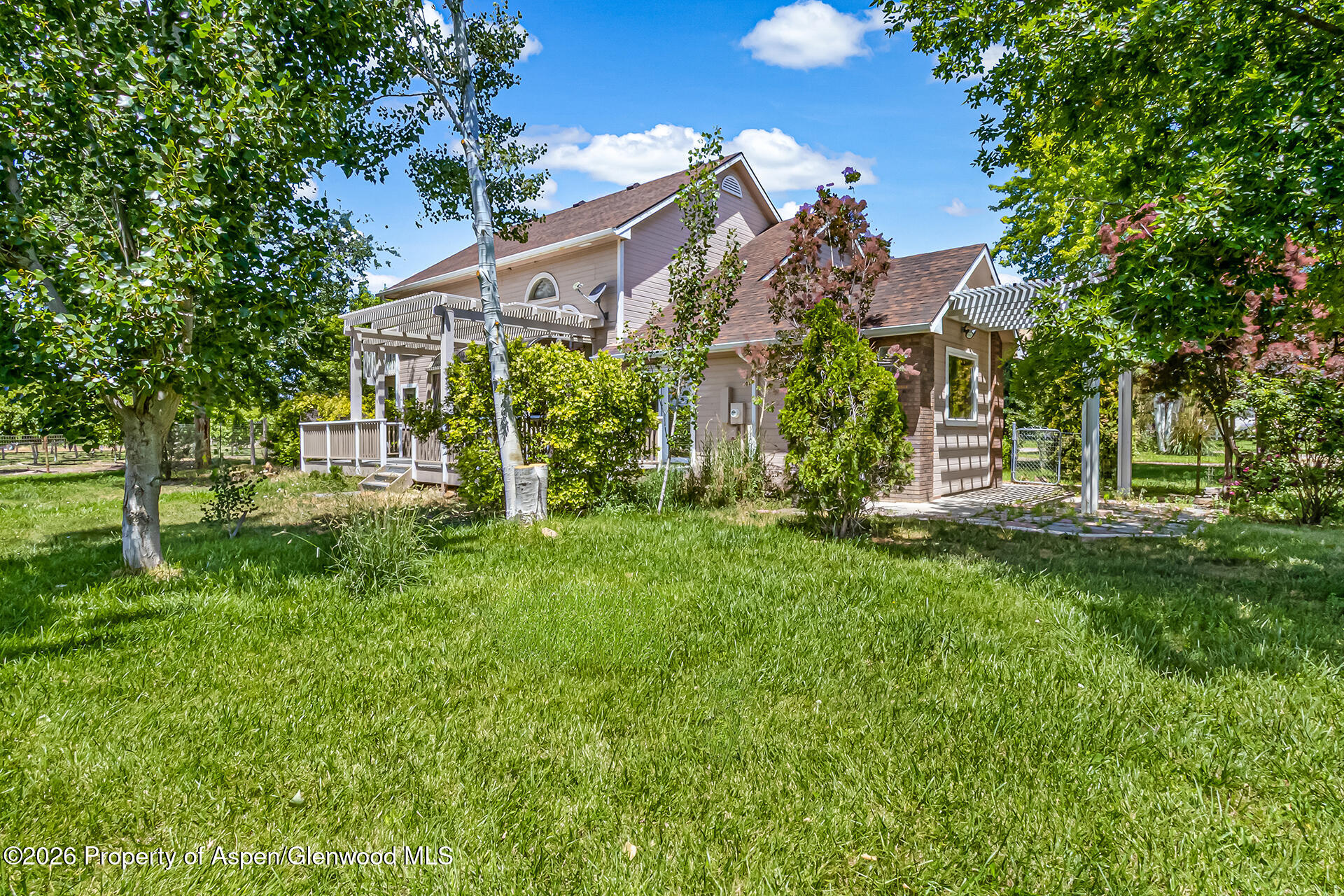 3609 G Road Property Photo 7