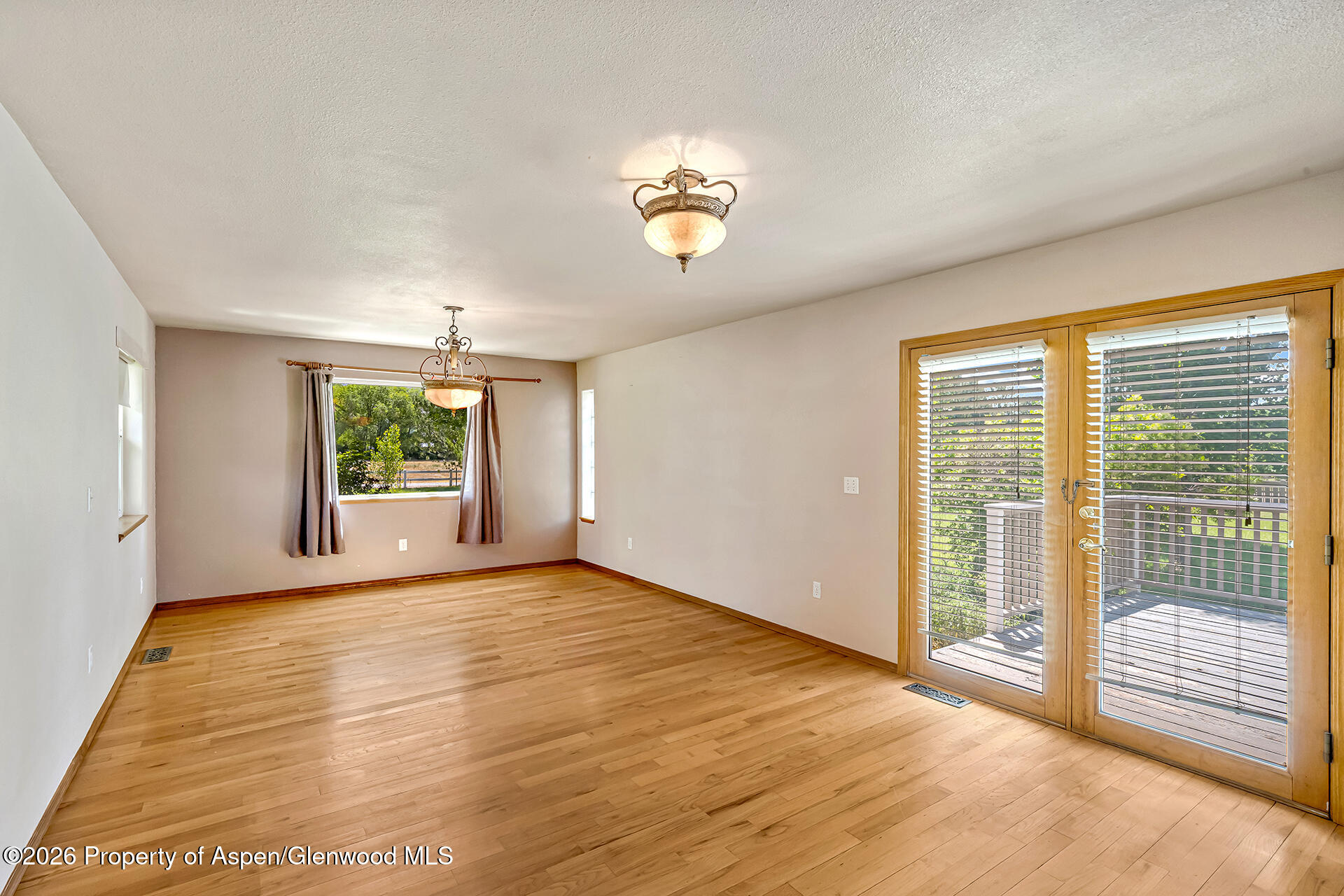 3609 G Road Property Photo 12