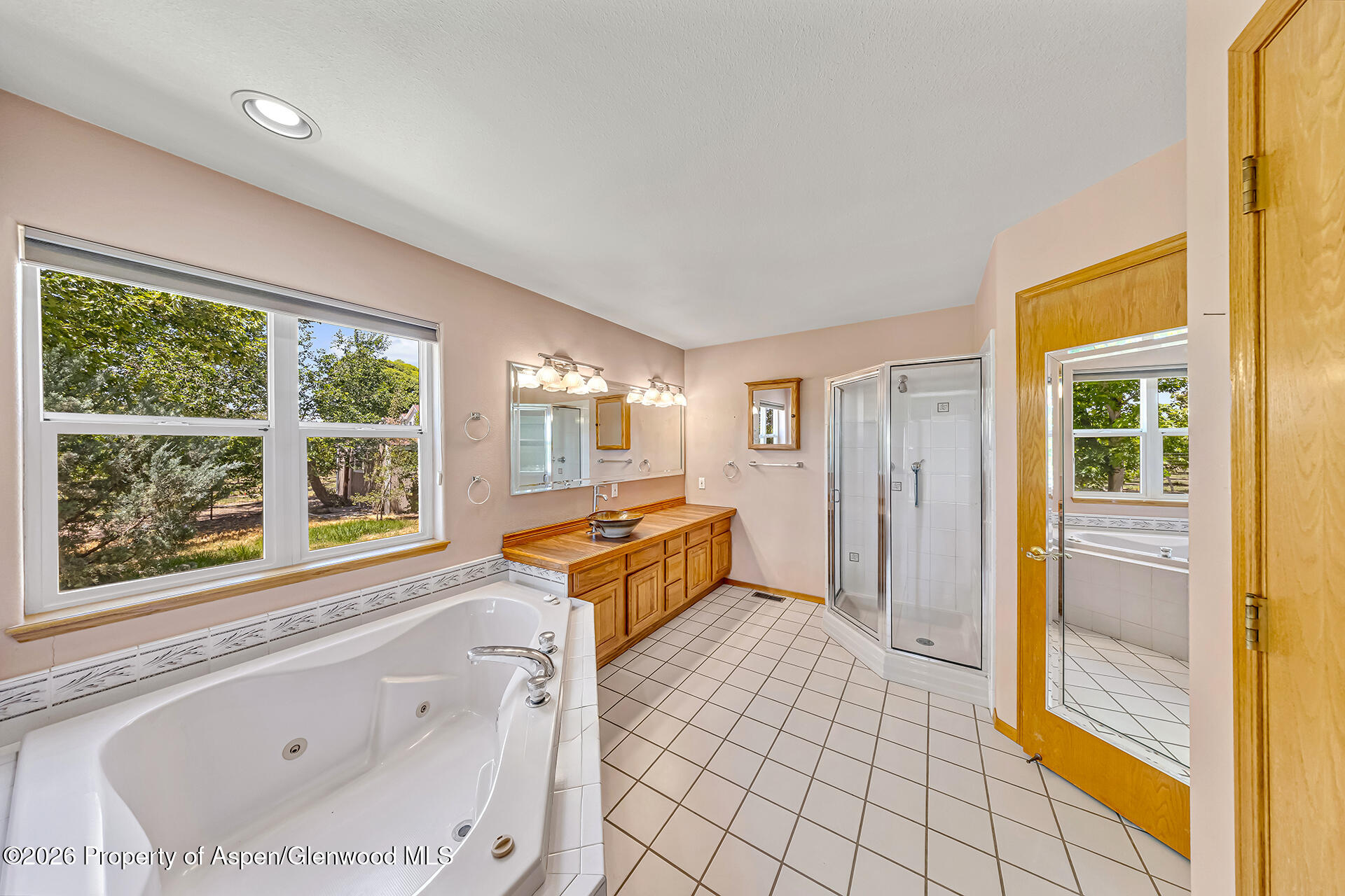 3609 G Road Property Photo 24