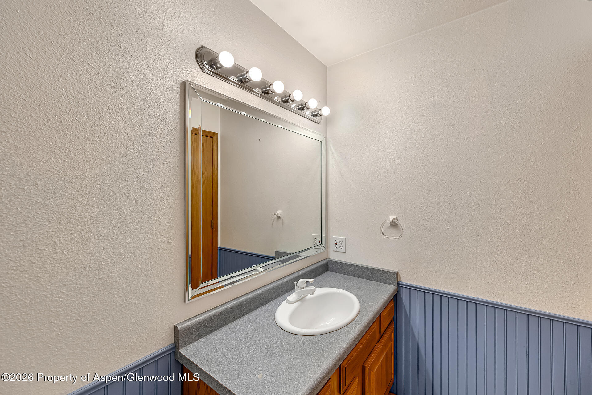 3609 G Road Property Photo 32