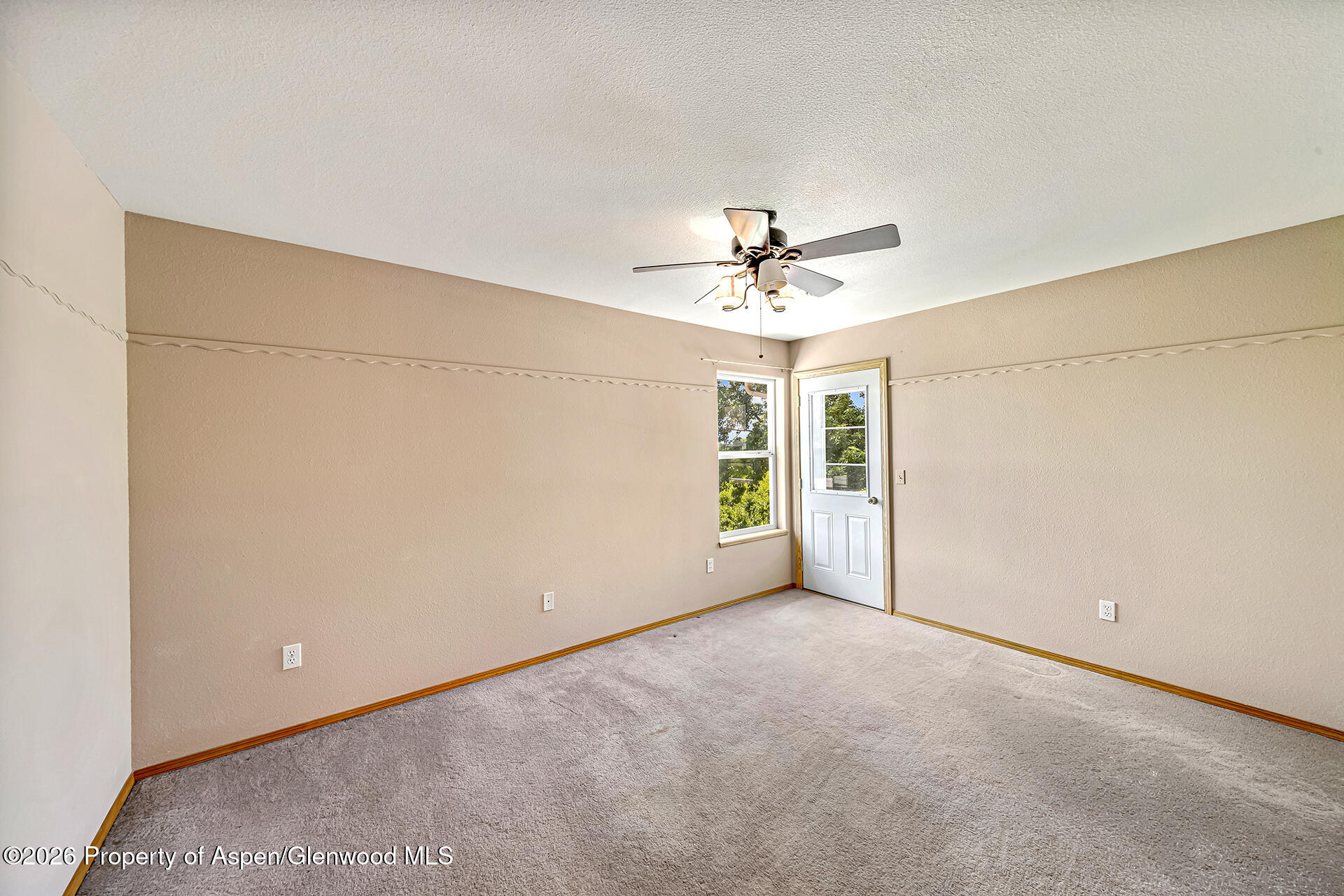 3609 G Road Property Photo 35