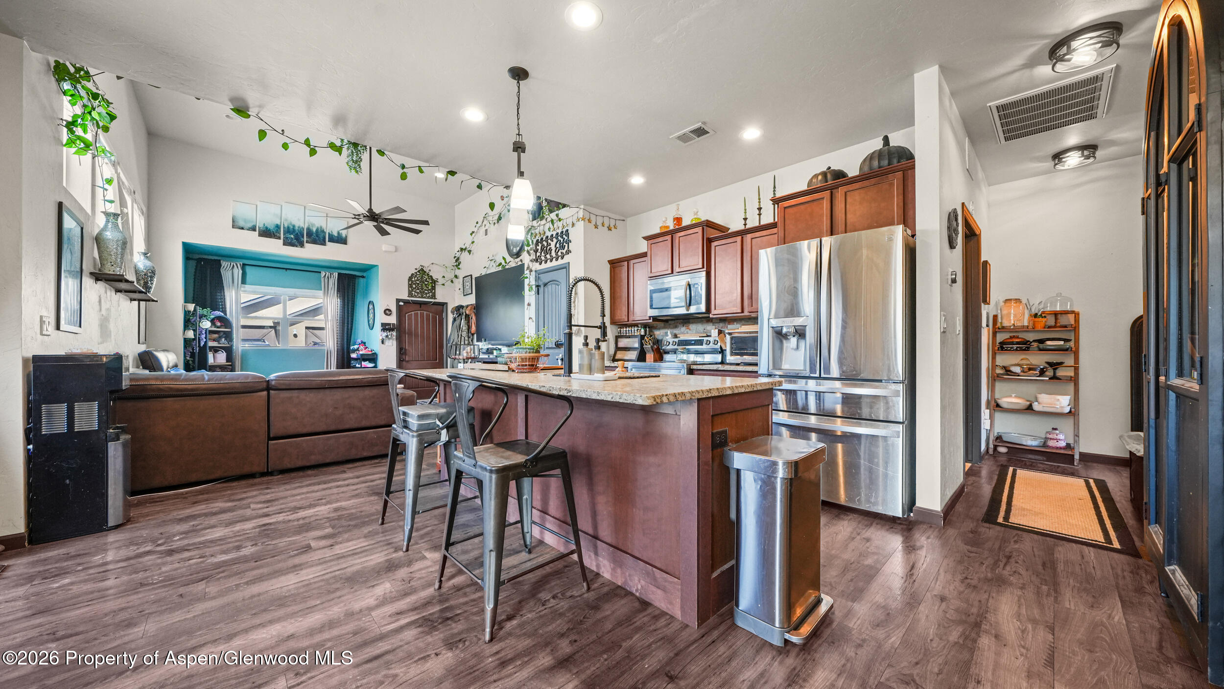3274 Deerfield Avenue Property Photo 11