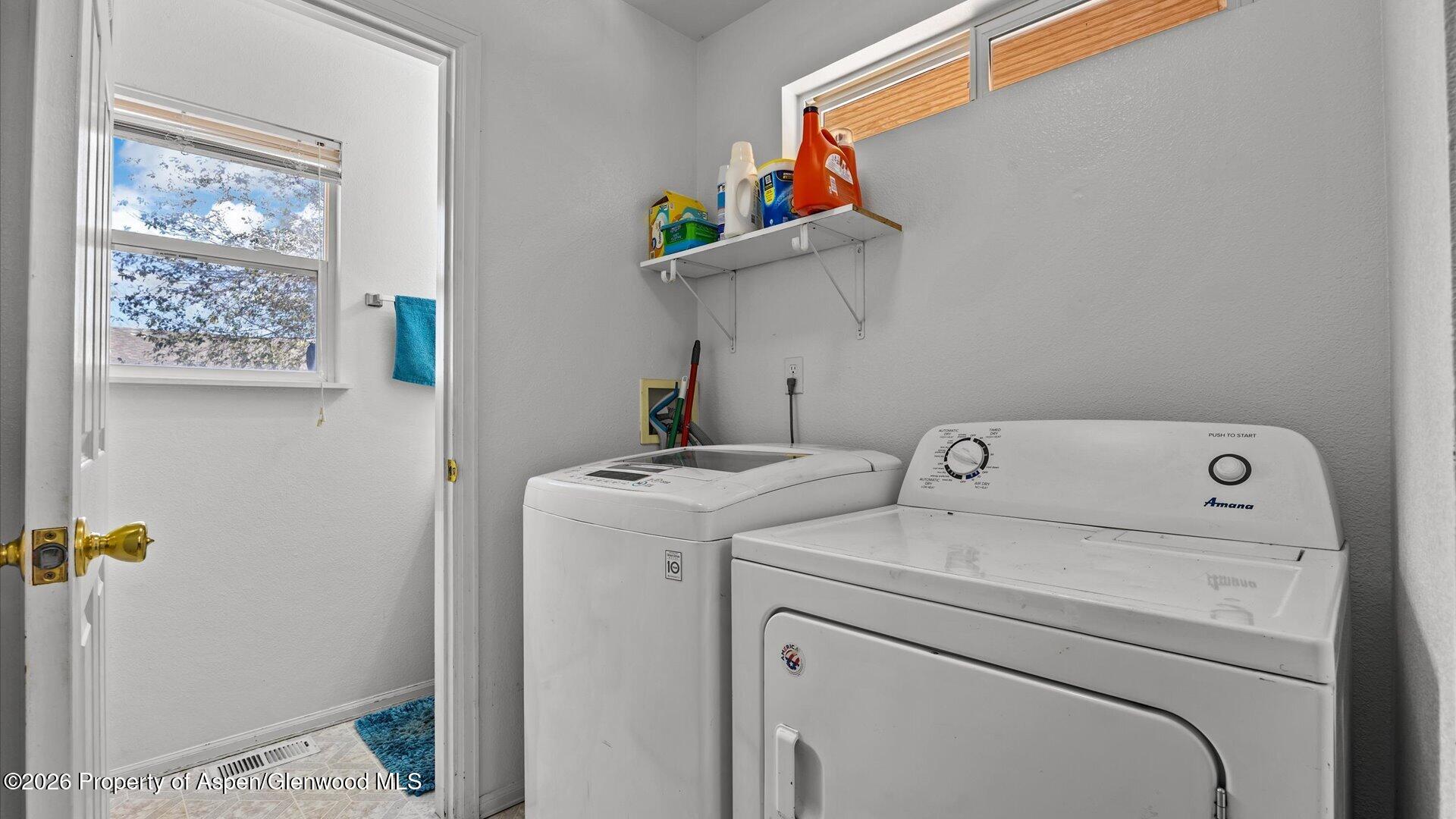 2615 Apache Court Property Photo 14