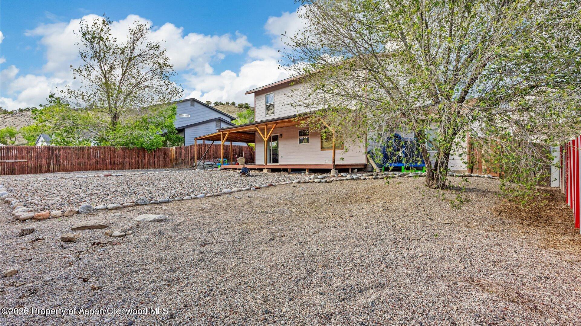 2615 Apache Court Property Photo 26