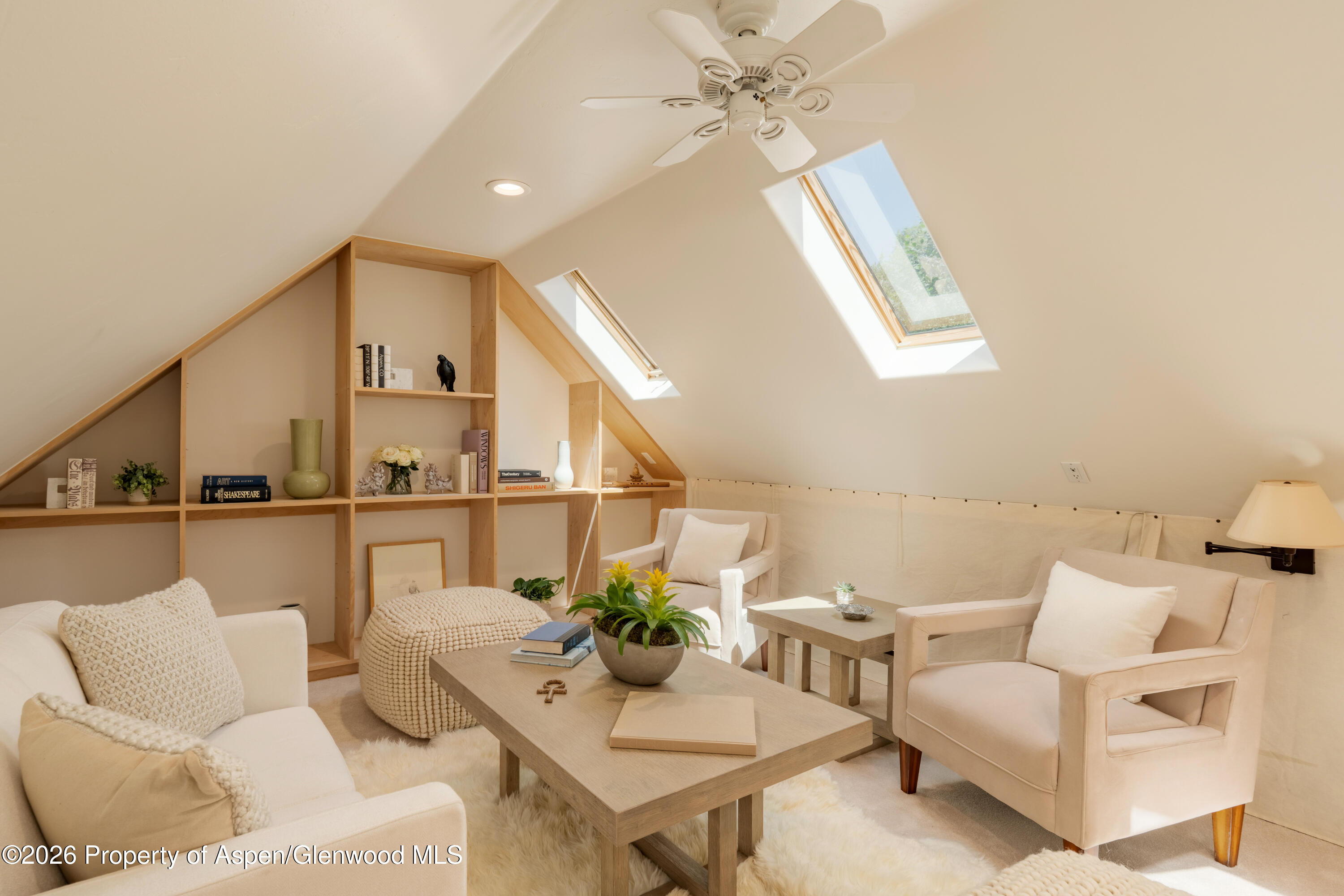 90 River Cove Property Photo 14
