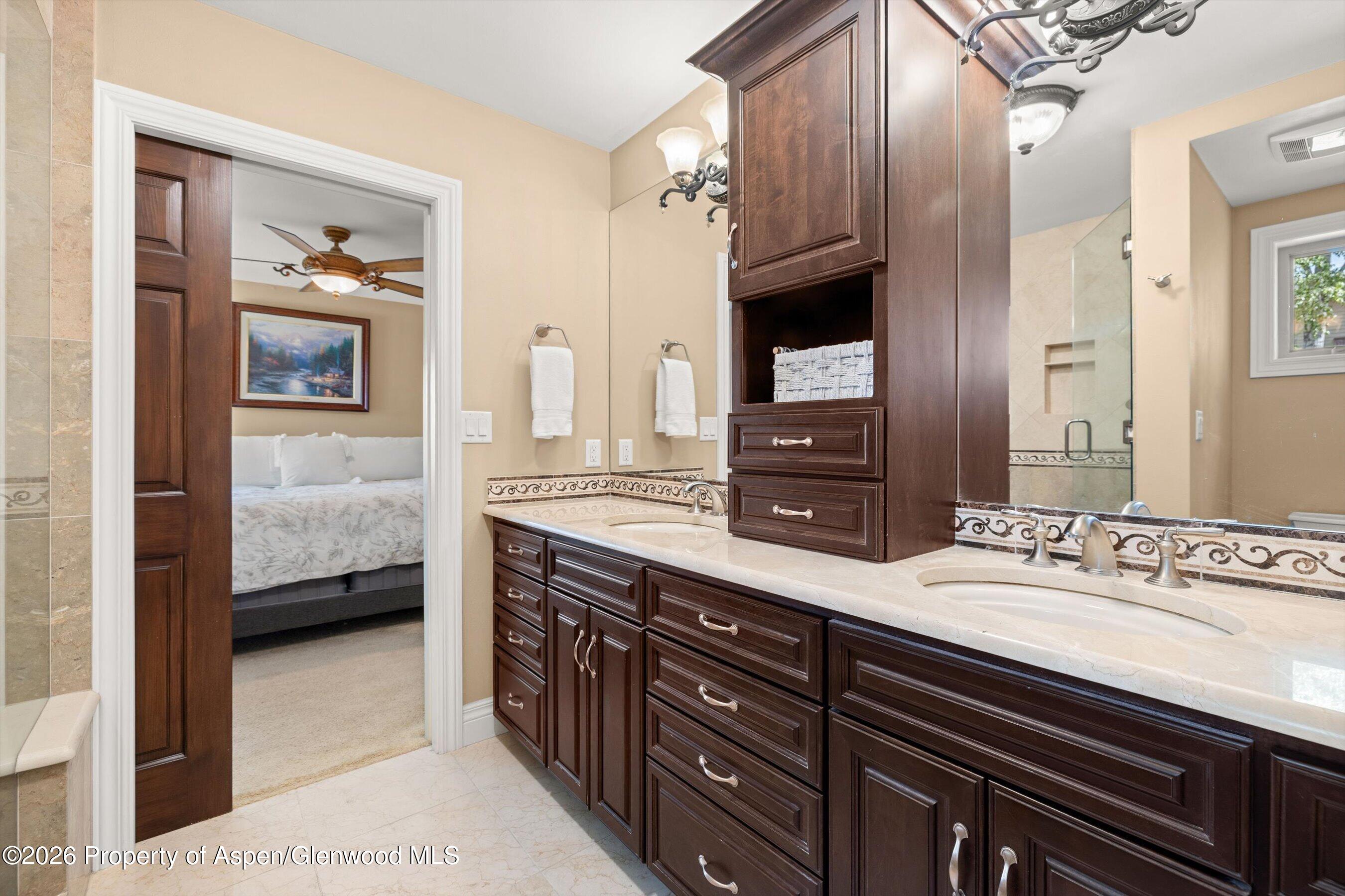 1012 Lauren Lane Property Photo 14