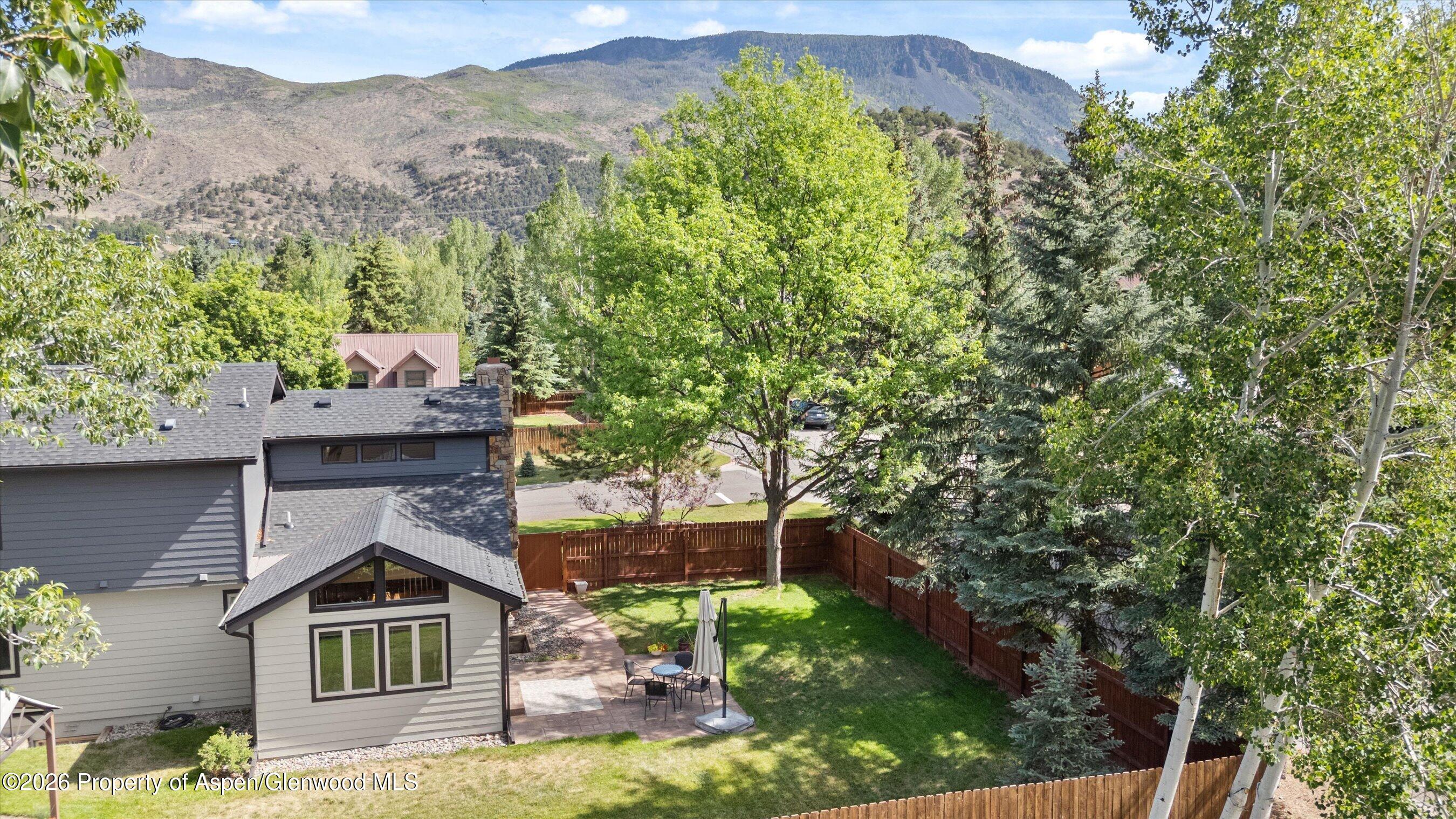 1012 Lauren Lane Property Photo 27