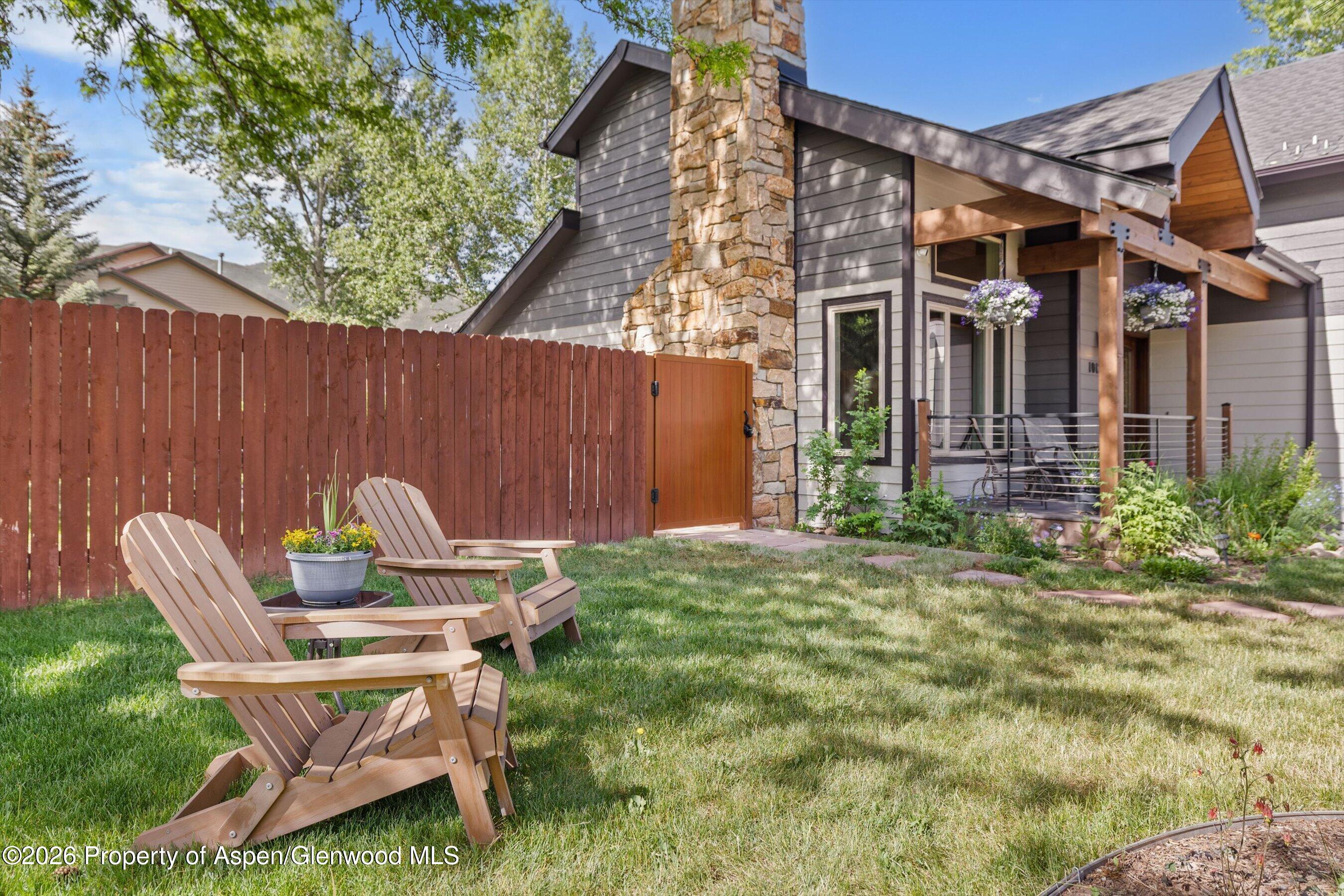 1012 Lauren Lane Property Photo 29