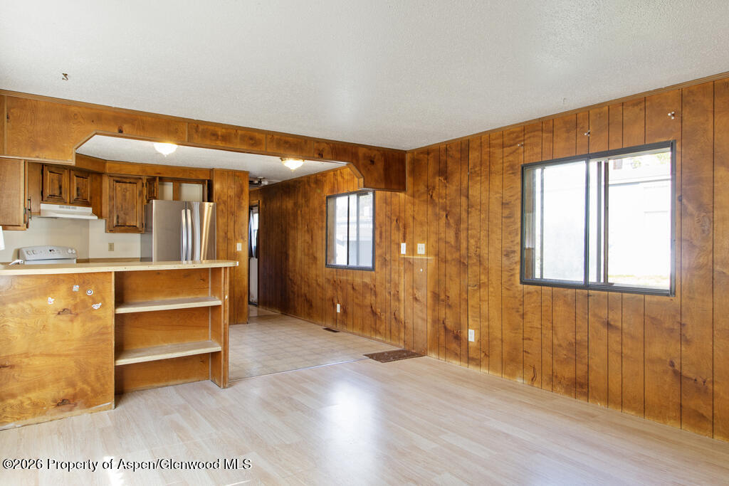 45 E Carson Circle Property Photo 3