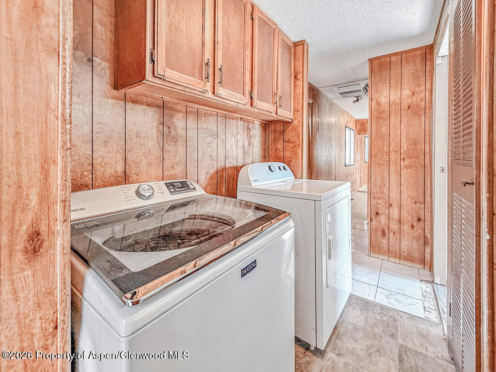 45 E Carson Circle Property Photo 14