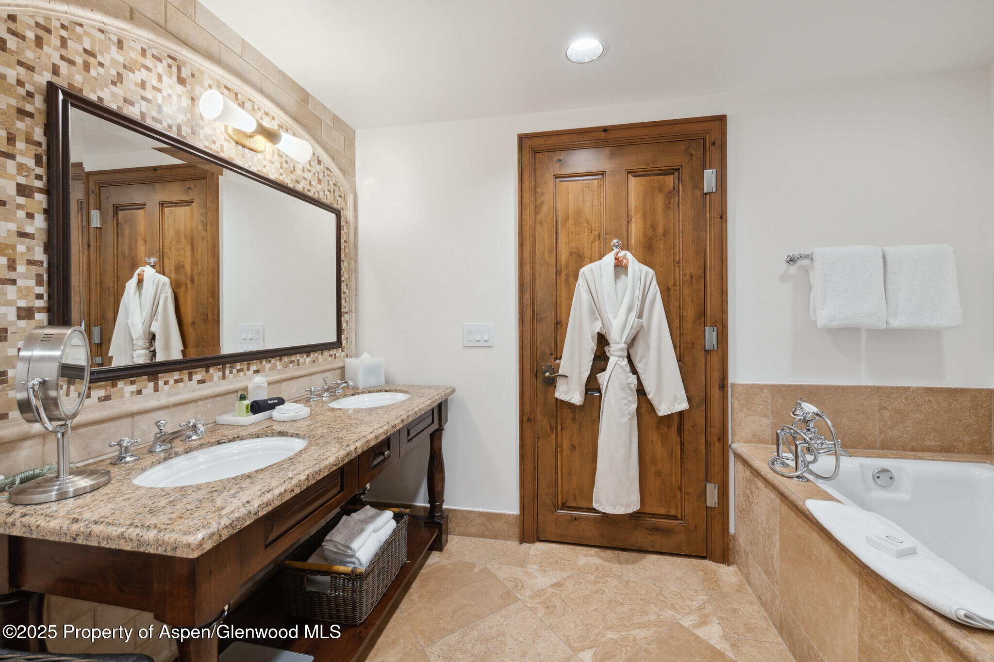 415 E Dean St., Unit 38 Property Photo 23