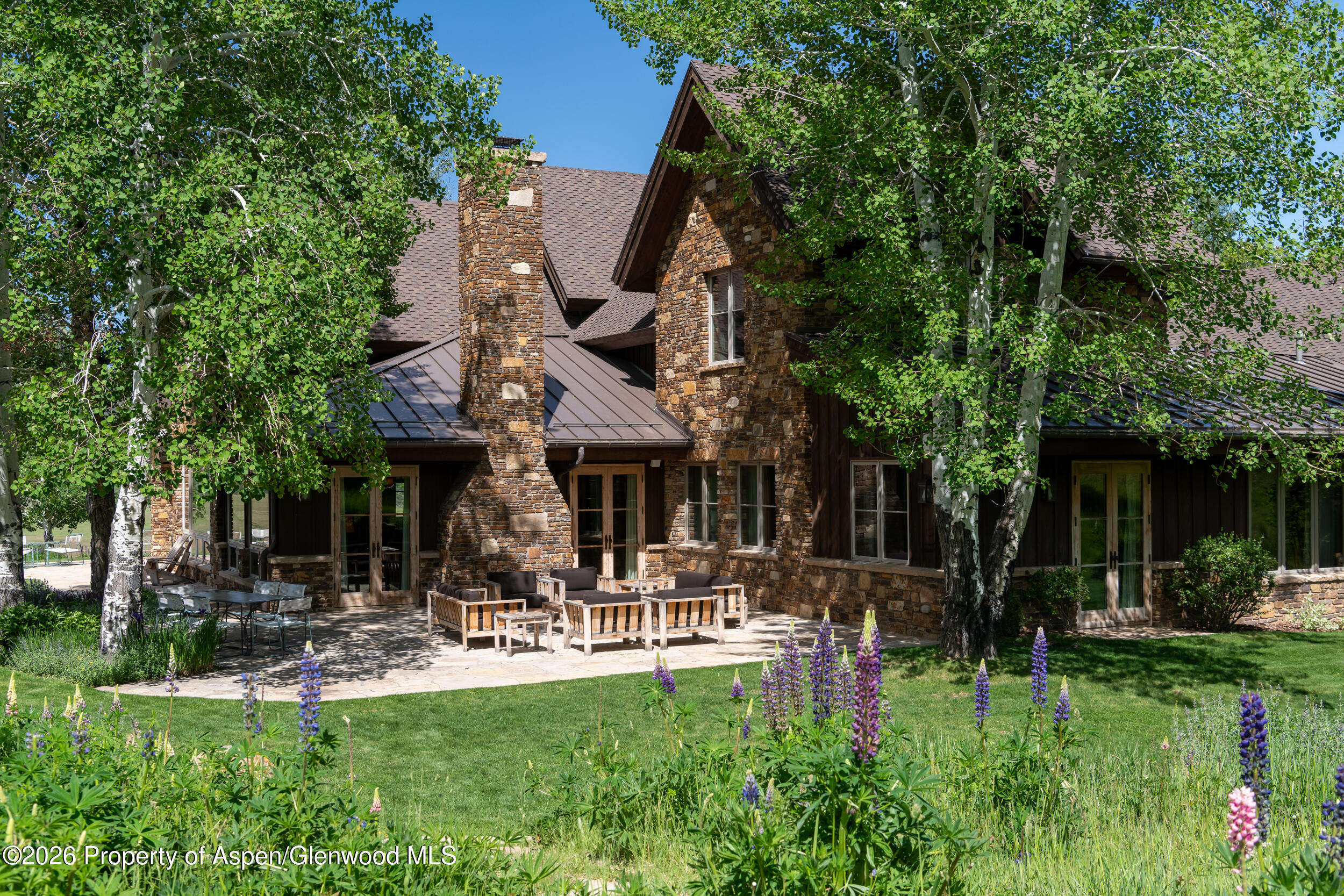 115 Meadowlark Lane Property Photo 3