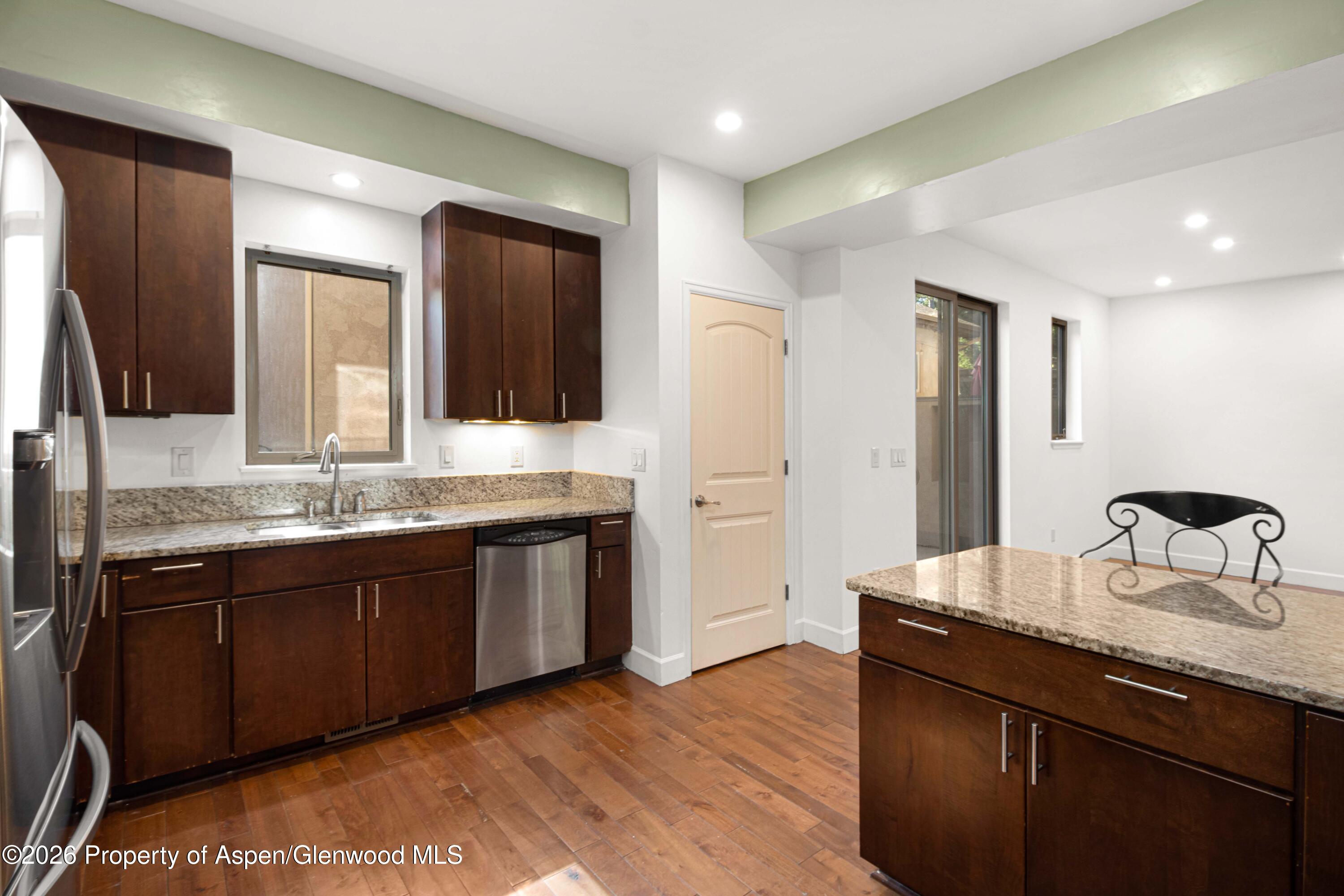 1216 Grand Avenue Property Photo 11