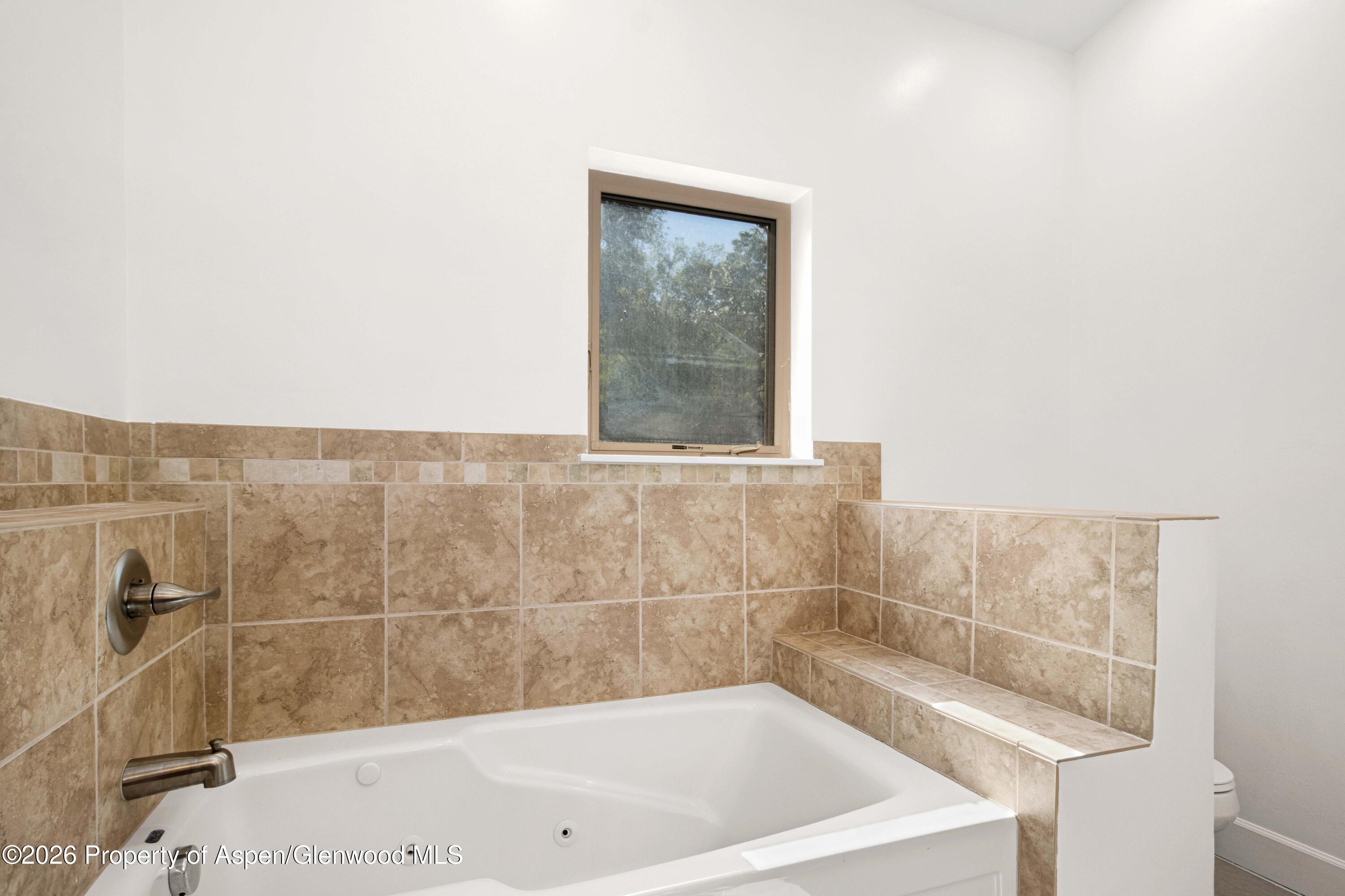 1216 Grand Avenue Property Photo 18