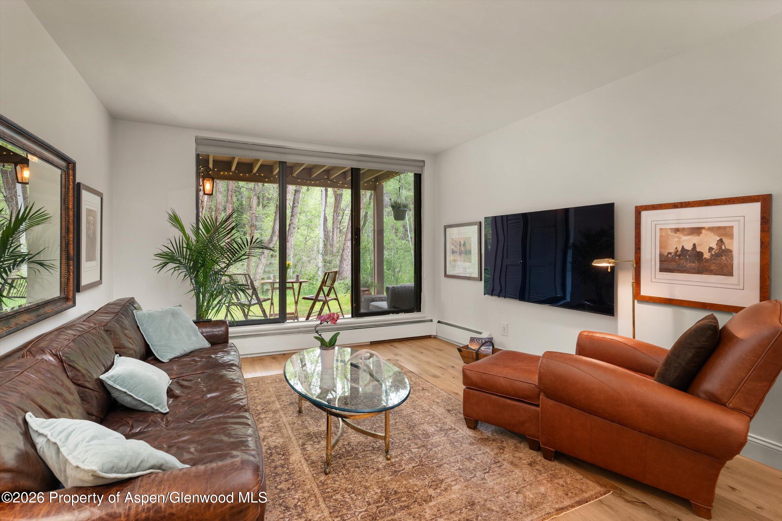 412 Vine Street Property Photo 3