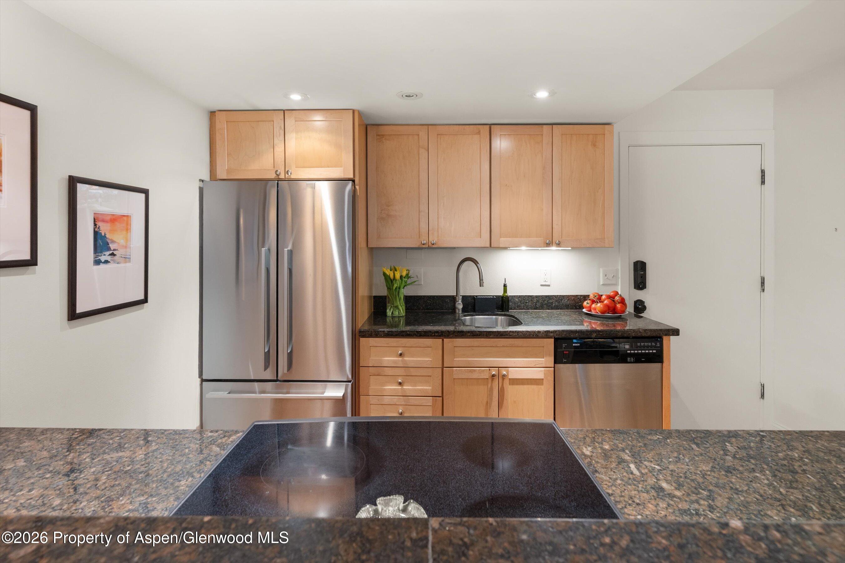 412 Vine Street Property Photo 9