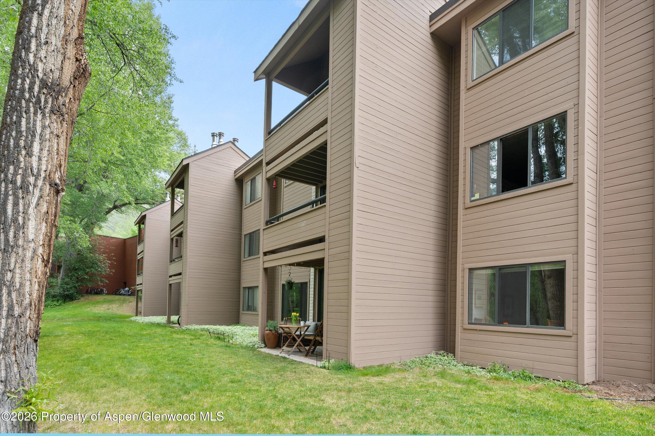 412 Vine Street Property Photo 25